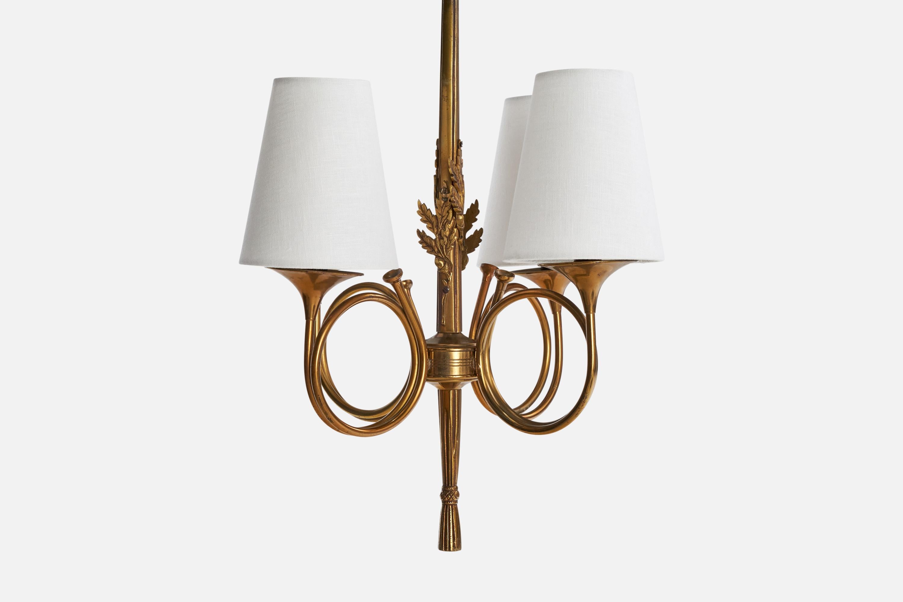 Metà XX secolo Lampadario di design francese, ottone, tessuto, Francia, anni '1950 in vendita