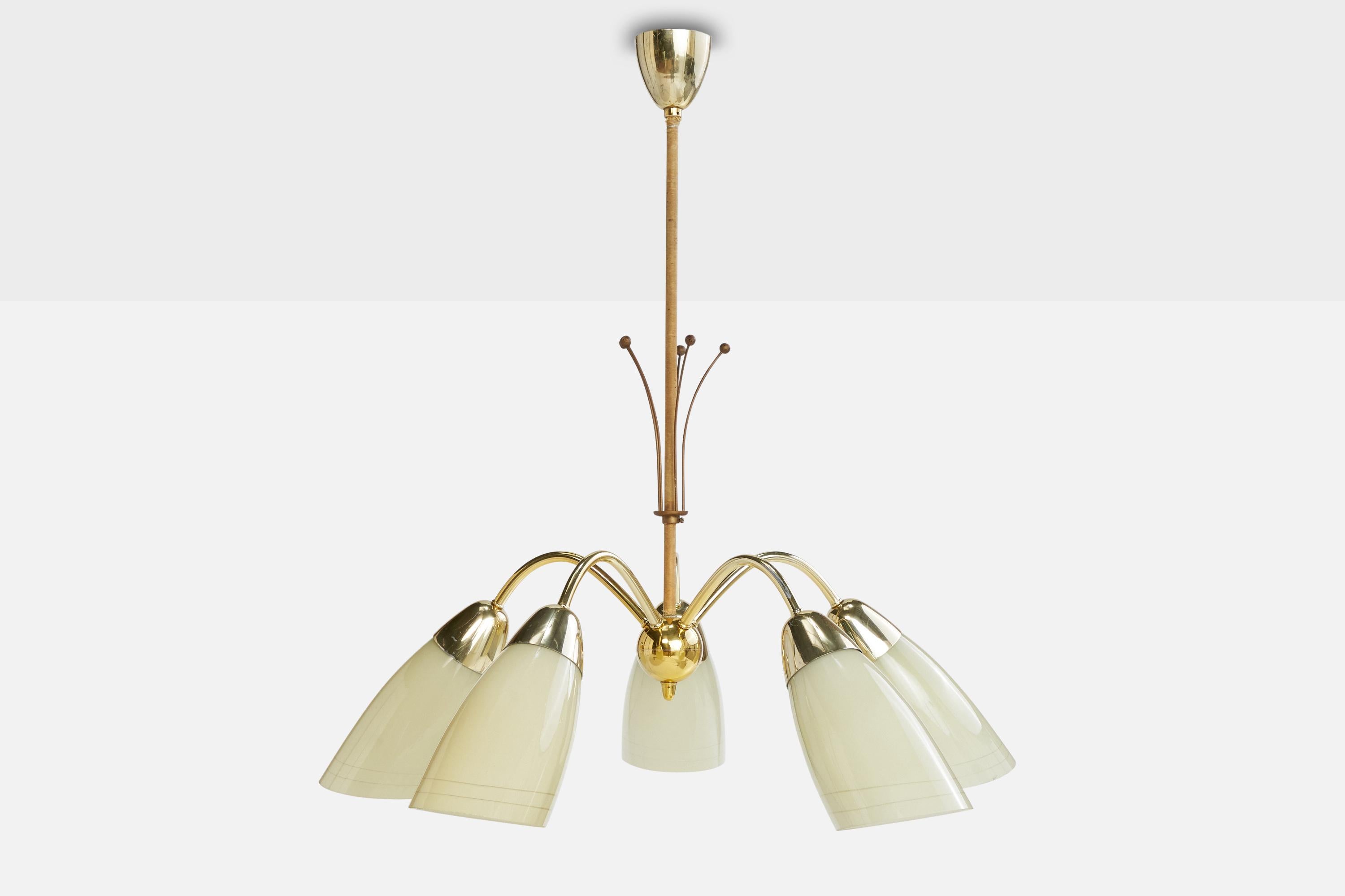 French Designer, Chandelier, Brass, Glass, Cord, France, 1950s In Good Condition For Sale In High Point, NC