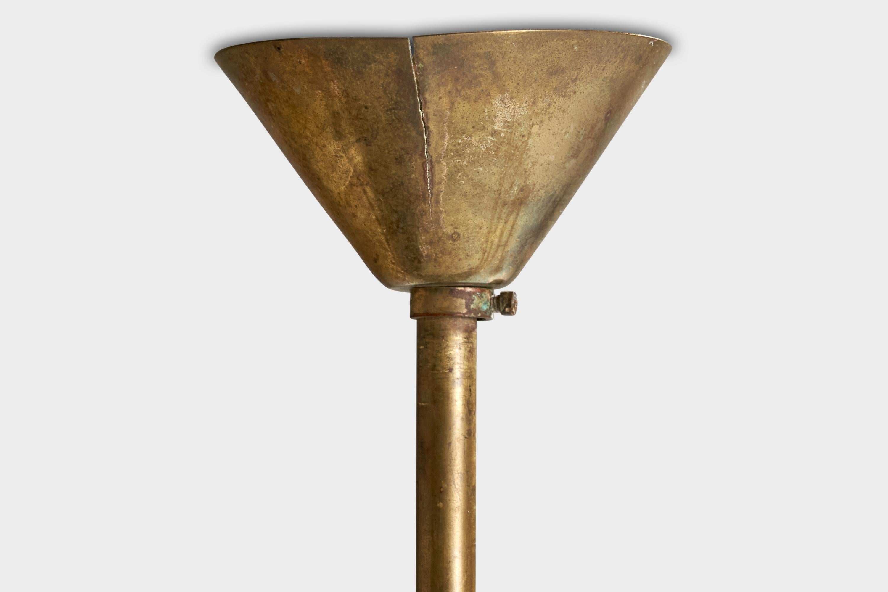 French Designer, Chandelier, Brass, Glass, France, 1950s For Sale 7