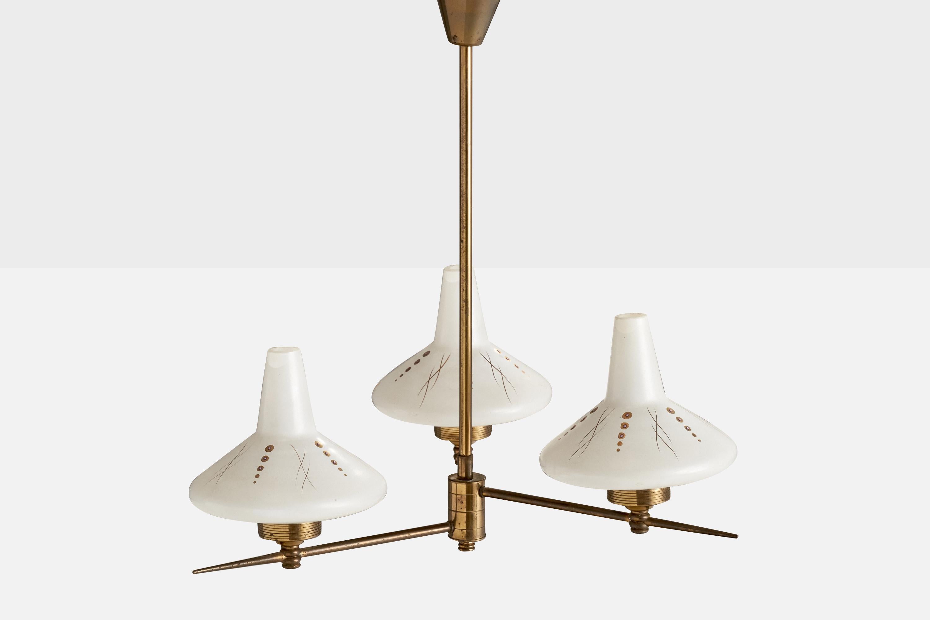 French Designer, Chandelier, Brass, Glass, France, 1960s In Good Condition For Sale In High Point, NC