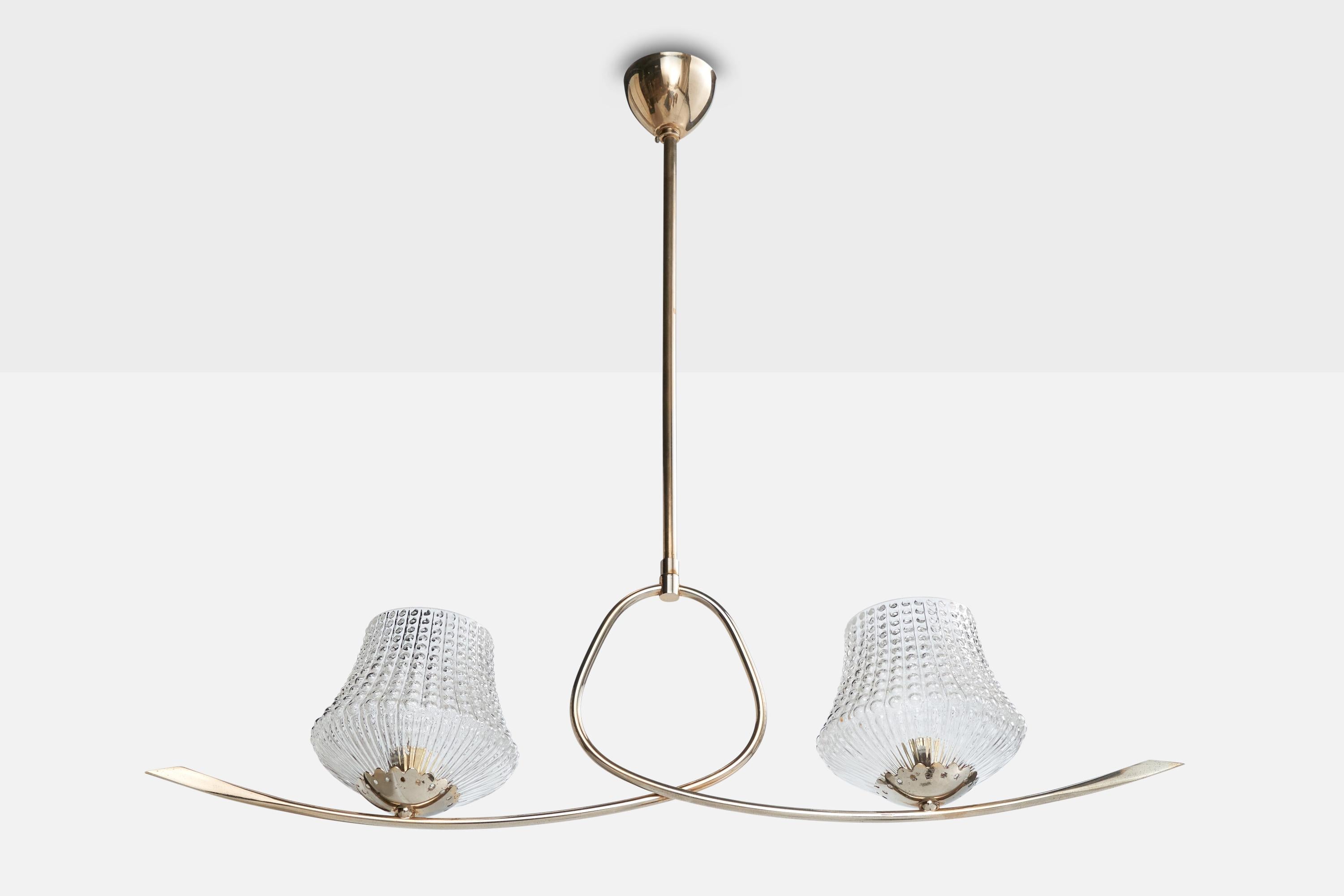 Lustre en métal et en verre conçu et produit en France, c.C. années 1960.

Dimensions globales (pouces) : 24