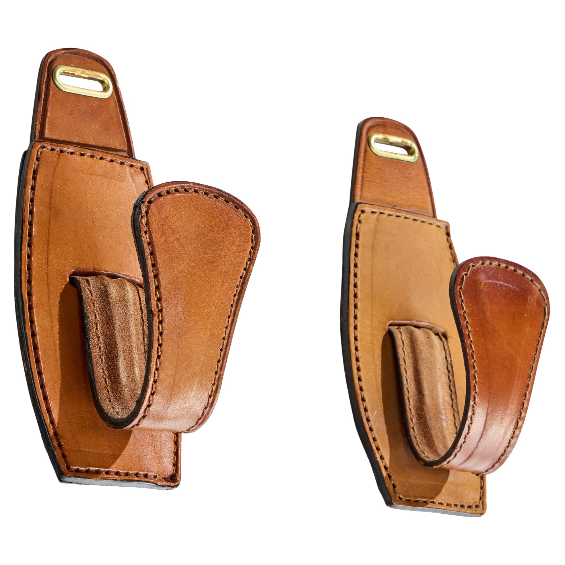 Design/One, cintres, cuir, laiton, France, années 1950 en vente