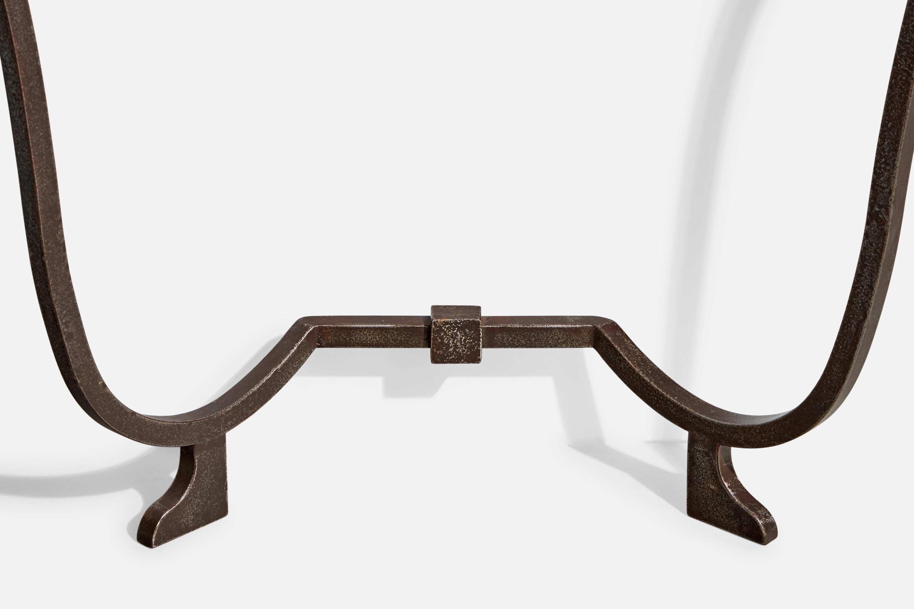 Metà XX secolo Tavolo da salotto di design francese, ferro, marmo, Francia, anni '40 in vendita
