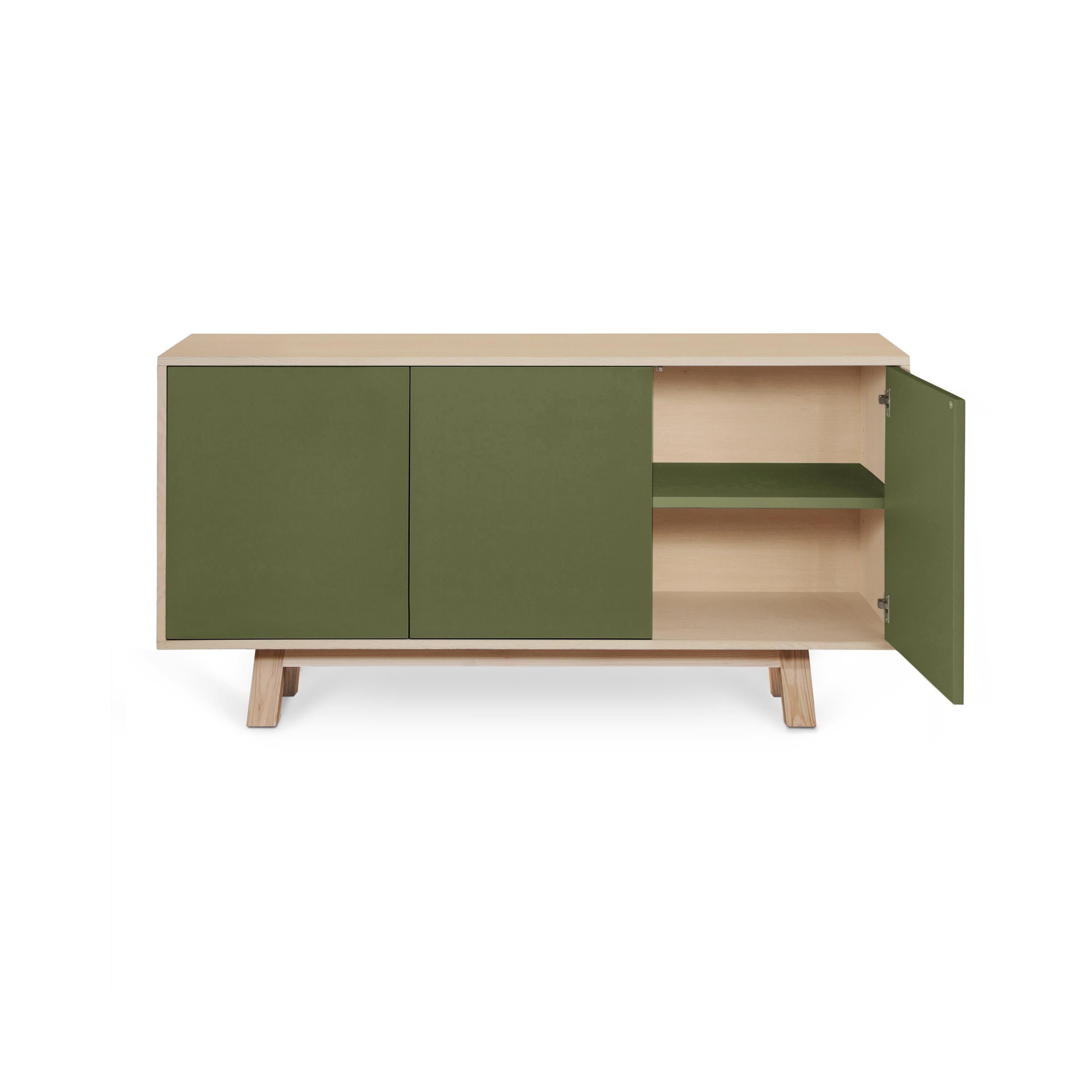 Buffet vert à 3 portes personnalisable, d'Eric Gizard Paris Neuf - En vente à Landivy, FR