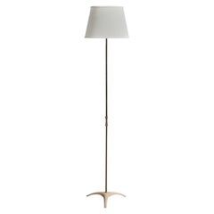 Französischer Designer, Stehlampe, Messing, Eisen, Stoff, Frankreich, 1950er Jahre