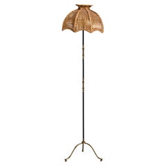 Französischer Designer, Stehlampe, Messing, Rattan, Frankreich, 1950er Jahre