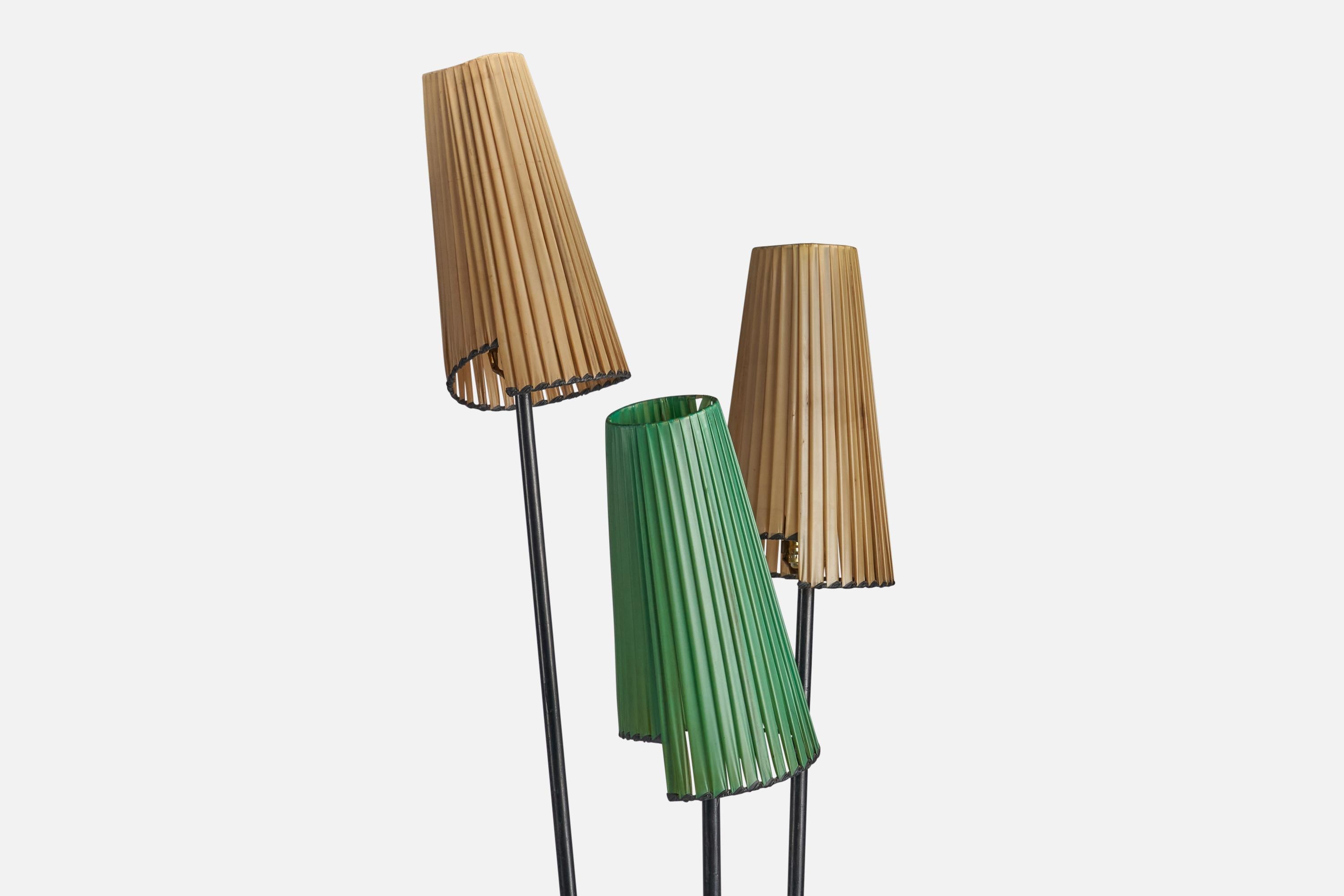 Moderne Grand lampadaire de designer français, fer, caoutchouc, France, années 1950 en vente