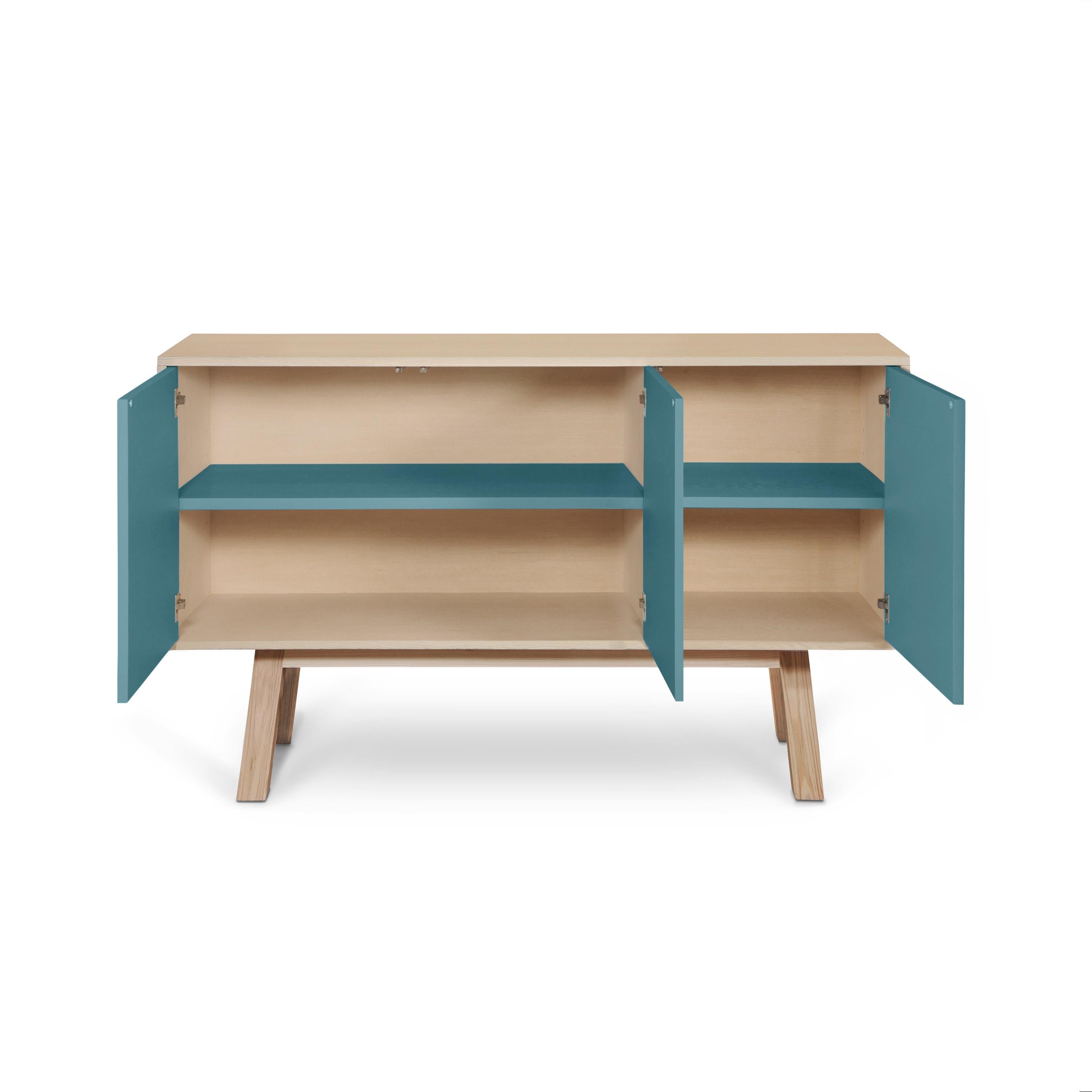 French designer light blue 3-door scandinavian sideboard, by Eric Gizard Paris In New Condition For Sale In Landivy, FR