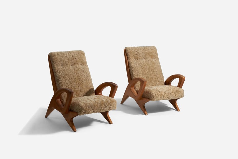 French Designer, Lounge Chairs or Arm Chairs Solid Oak, Shearling, France, 1950s In Good Condition For Sale In West Palm Beach, FL