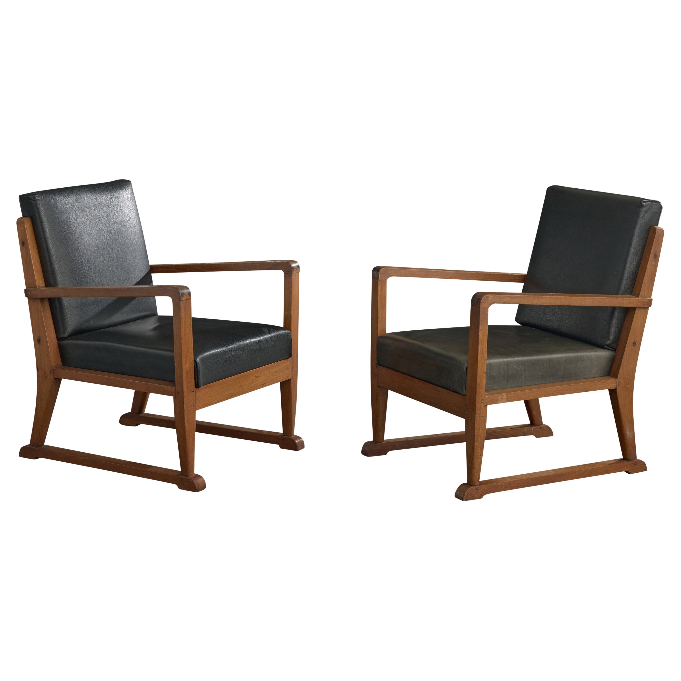 French Designer, Lounge Chairs, Wood, Leather, France, 1950s