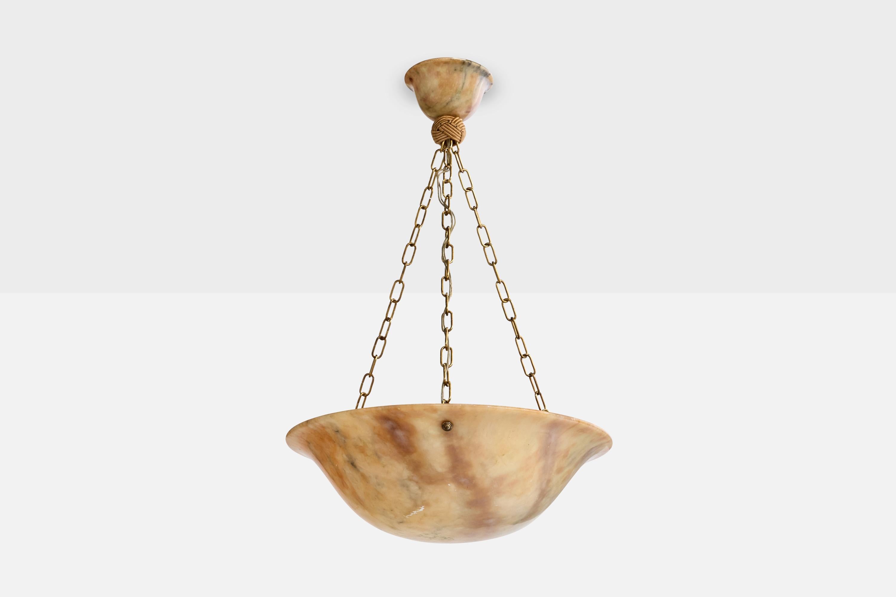 Una lampada a sospensione in alabastro beige, ottone e corda marrone probabilmente progettata e prodotta in Francia, negli anni '30 circa.

Dimensioni complessive (in pollici): 4,625 