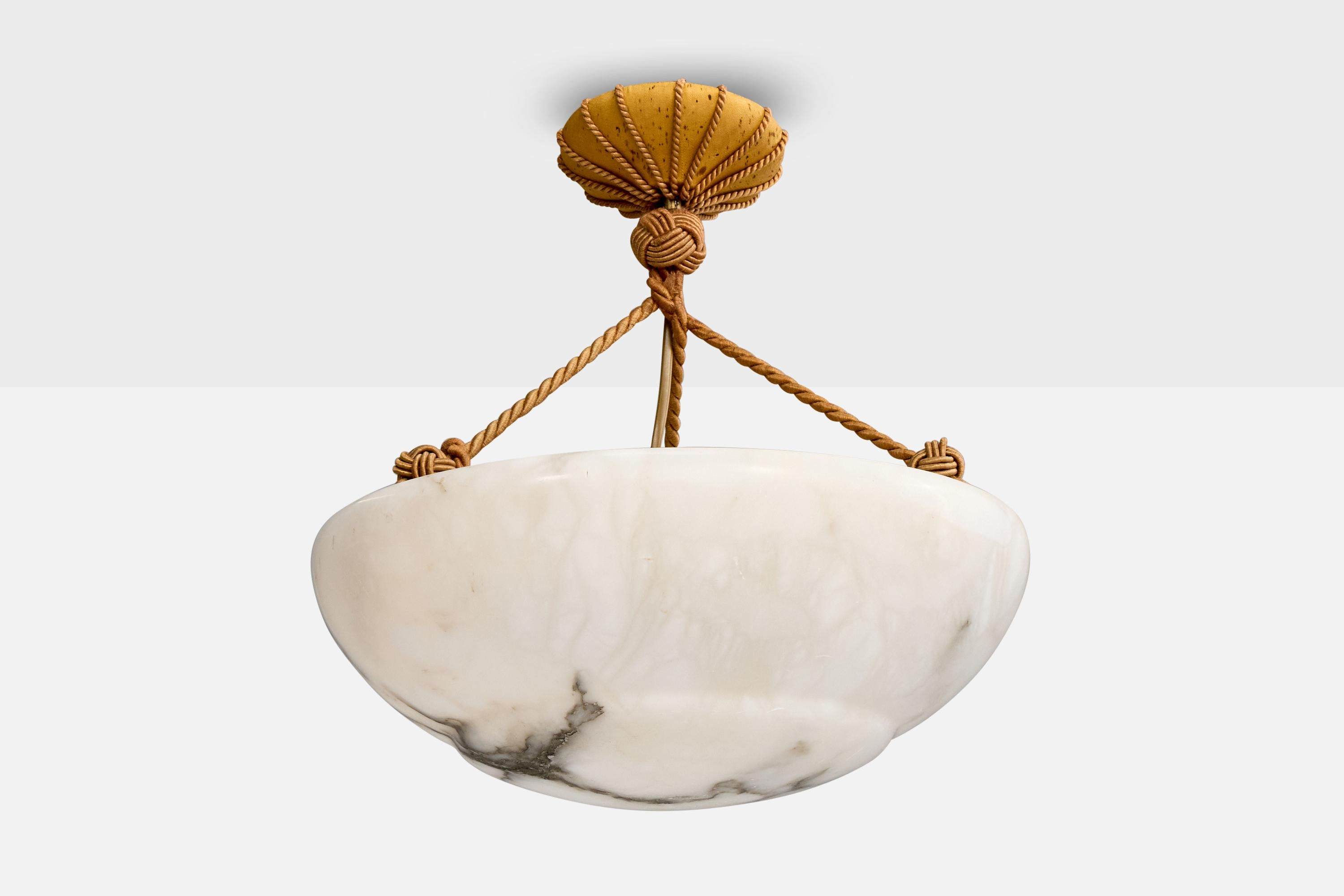 Suspension en corde d'albâtre et marron, conçue et produite en France, C.C..

Dimensions globales (pouces) : 12.7 
