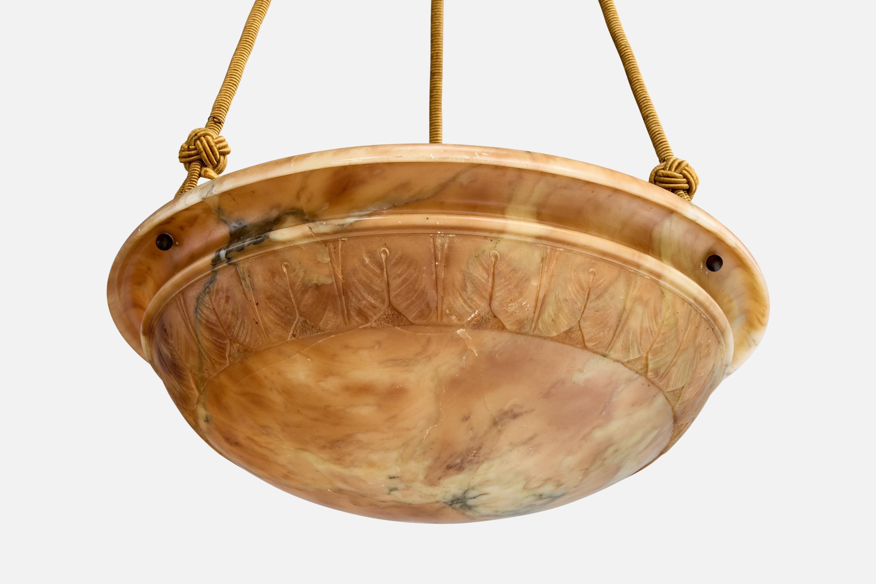 Designer francese, lampada a sospensione, alabastro, corda, Francia, anni '30 In condizioni buone in vendita a High Point, NC