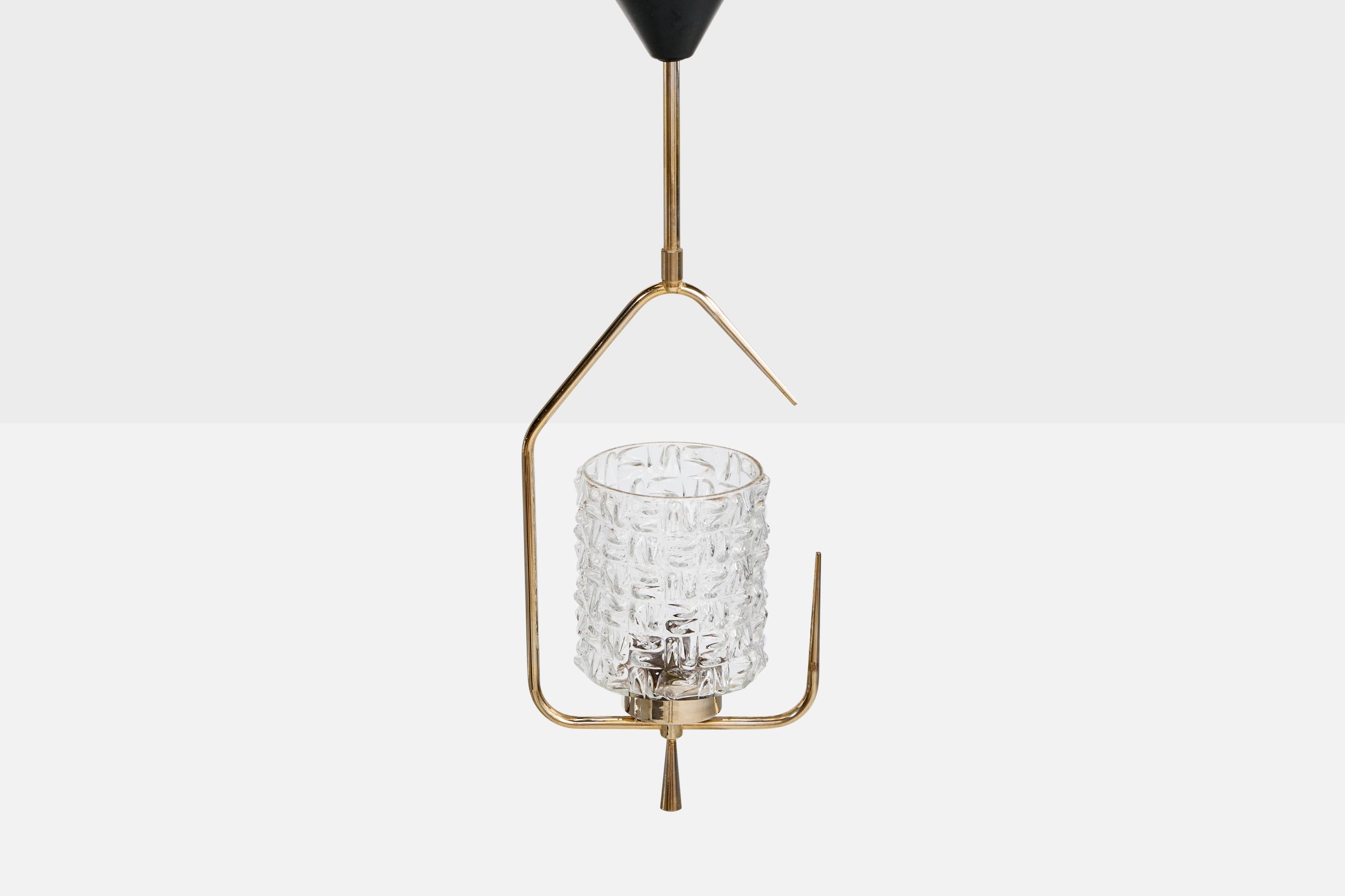 Francese Designer francese, lampada a sospensione, ottone, metallo, vetro, Francia, anni 50 in vendita