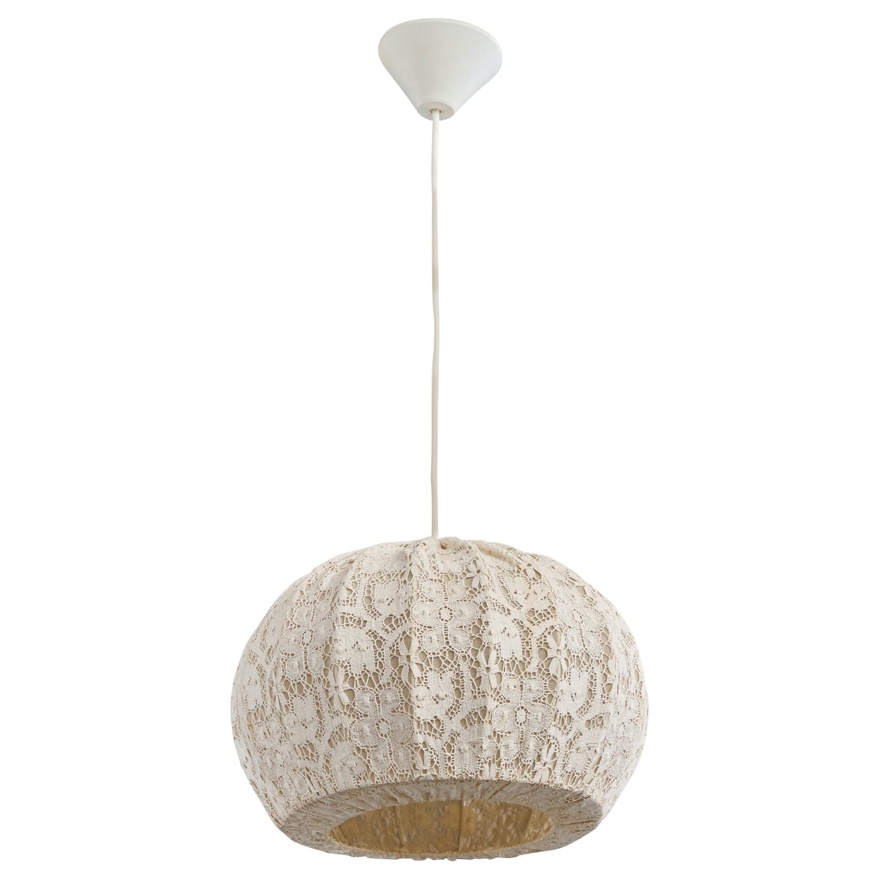 Designer francese, lampada a sospensione, tessuto, Francia, anni '1950