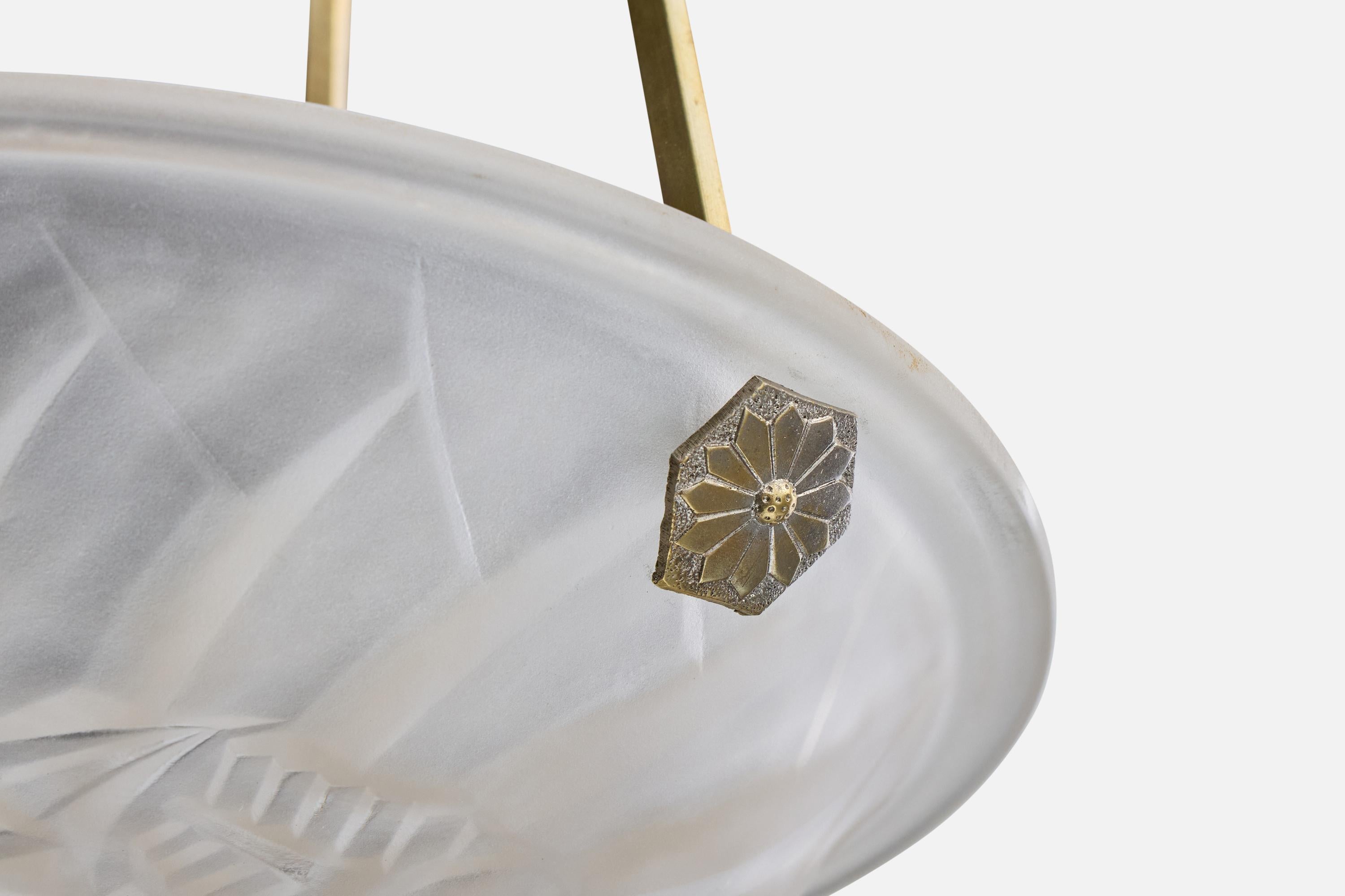 Designer francese, lampada a sospensione, vetro, ottone, Francia, anni '30 in vendita 1