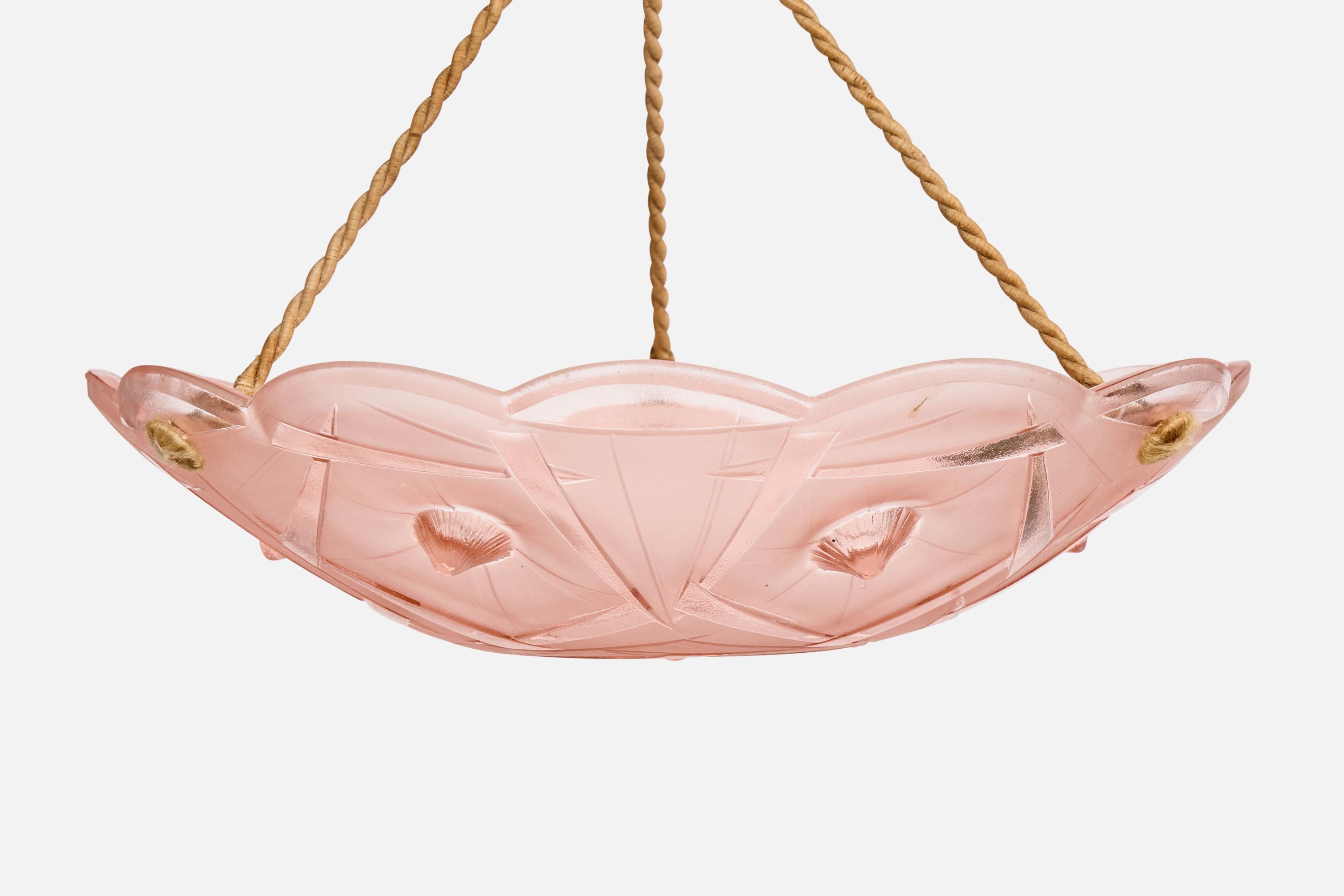 Metà XX secolo Designer francese, lampada a sospensione, vetro, tessuto, Francia, anni '40 in vendita