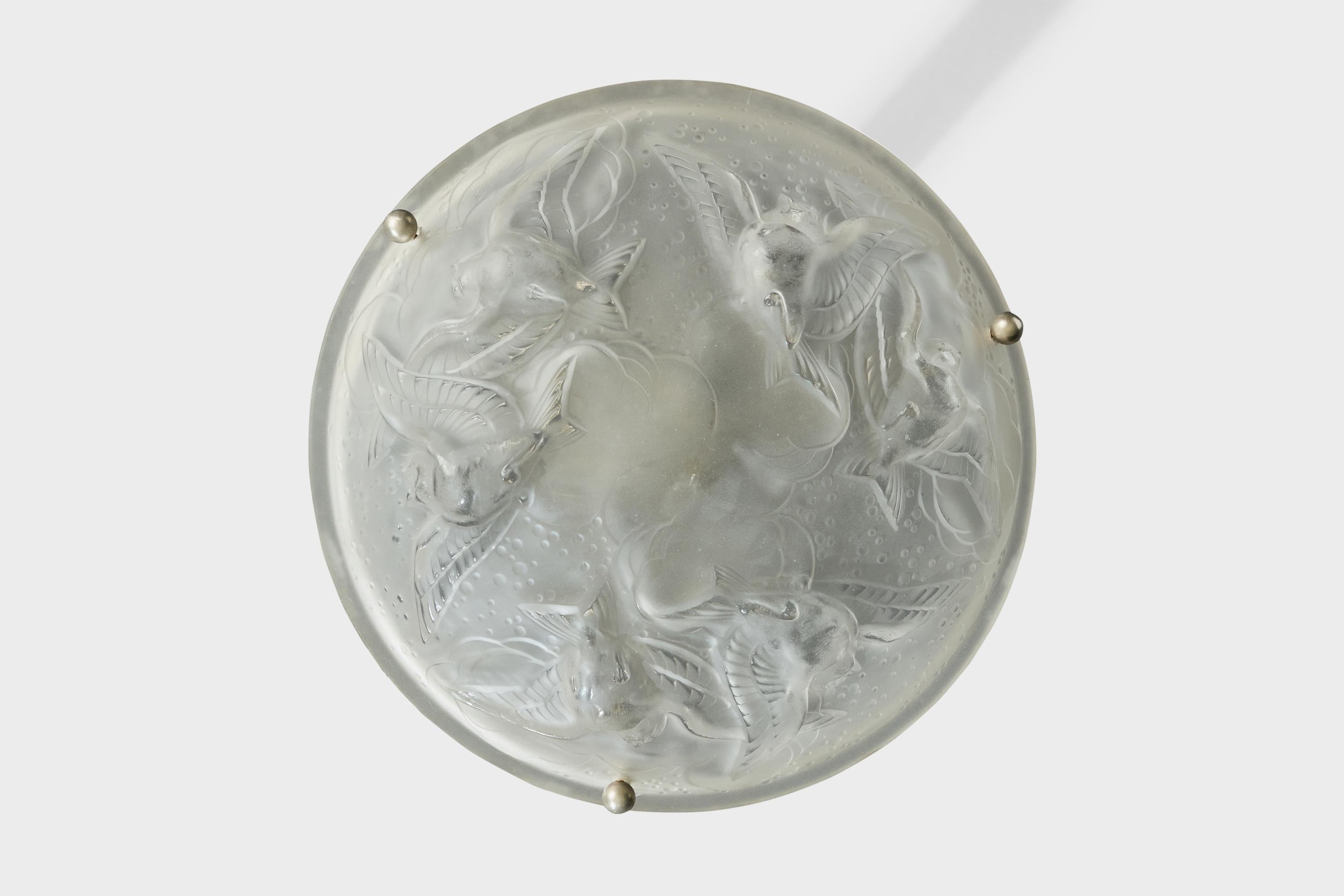 Designer francese, lampada a sospensione, vetro, metallo, Francia, anni '1930 In condizioni buone in vendita a High Point, NC