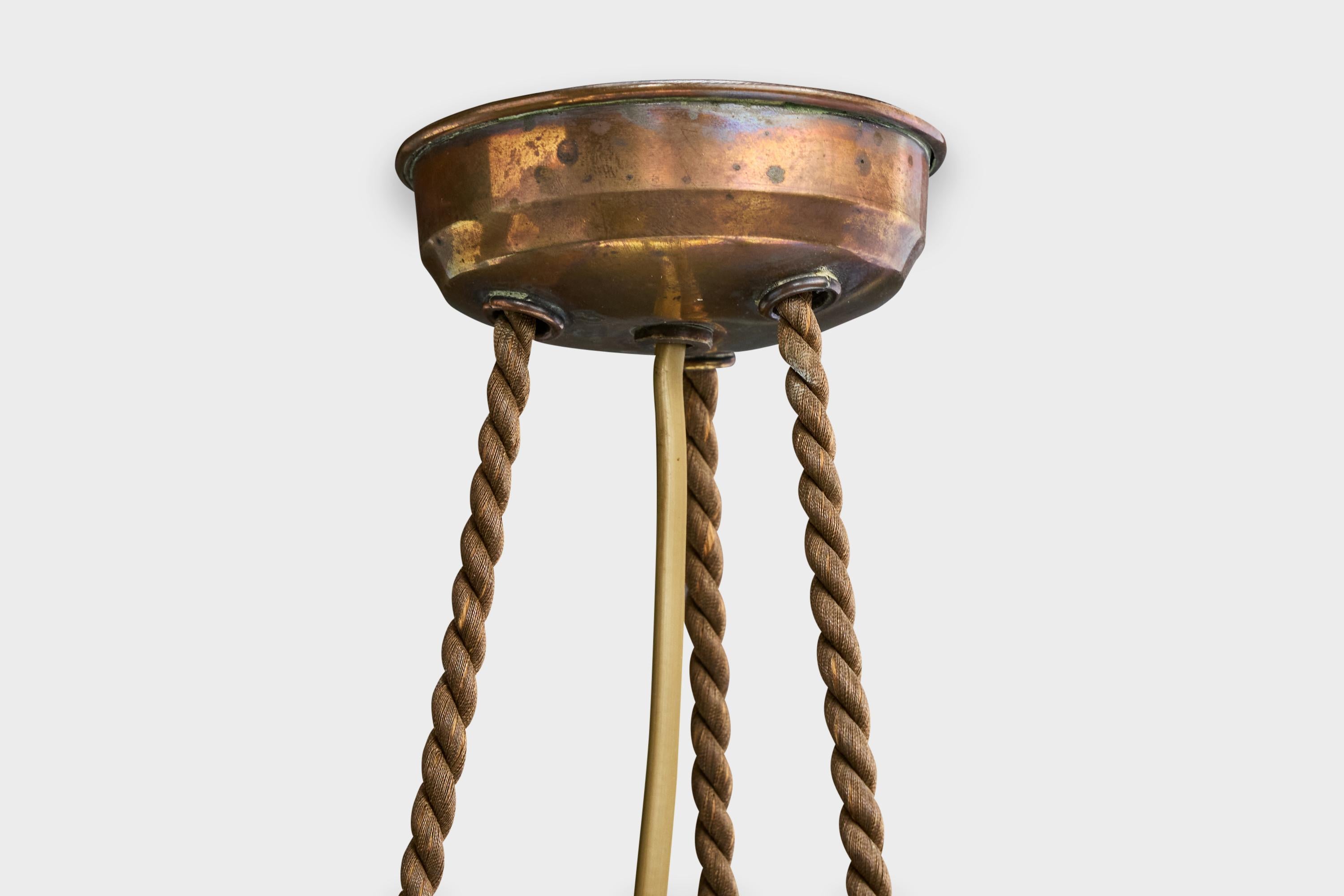 Designer francese, lampada a sospensione, vetro, corda, ottone, Francia, anni '30 in vendita 3