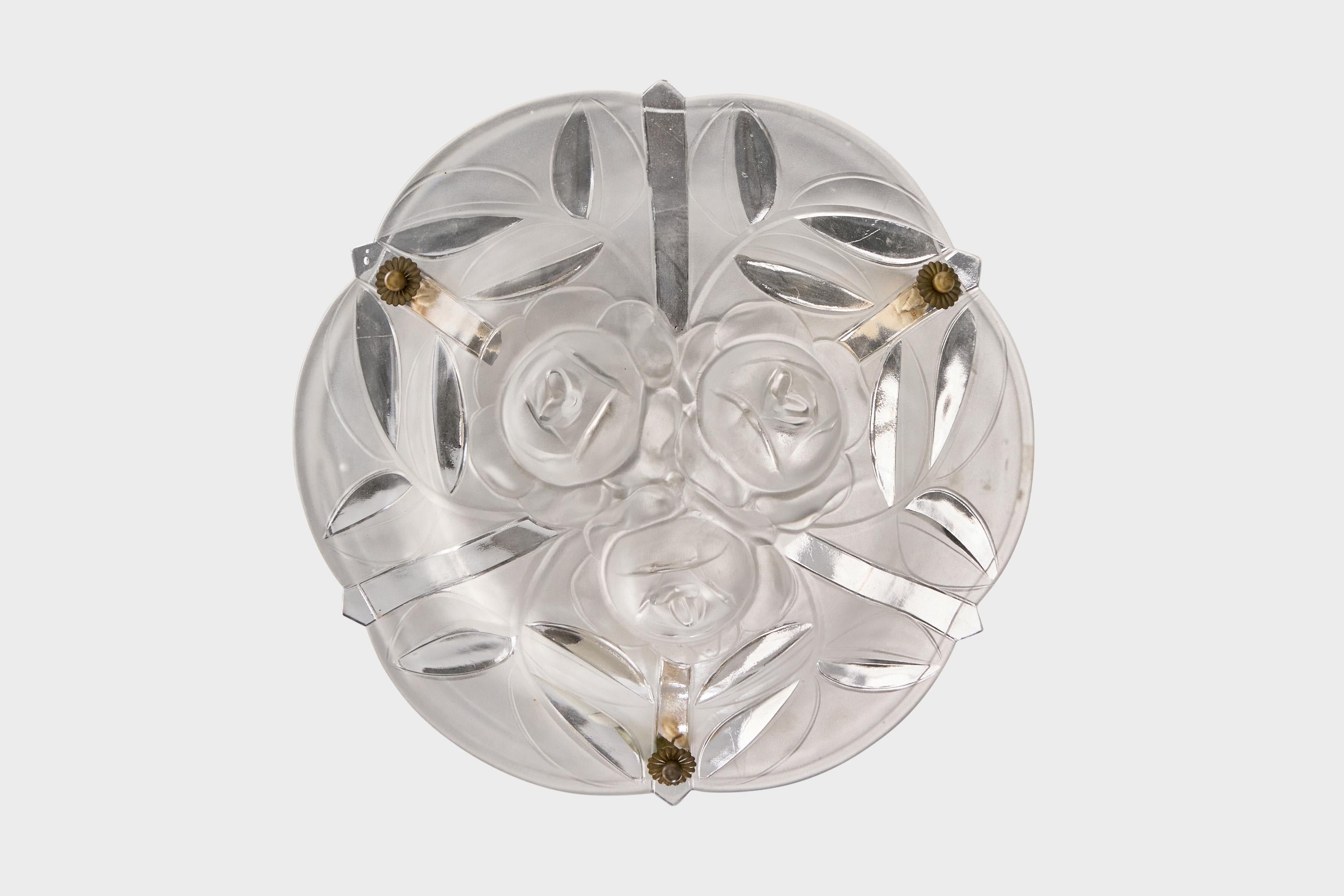 Designer francese, lampada a sospensione, vetro, corda, ottone, Francia, anni '30 In condizioni buone in vendita a High Point, NC