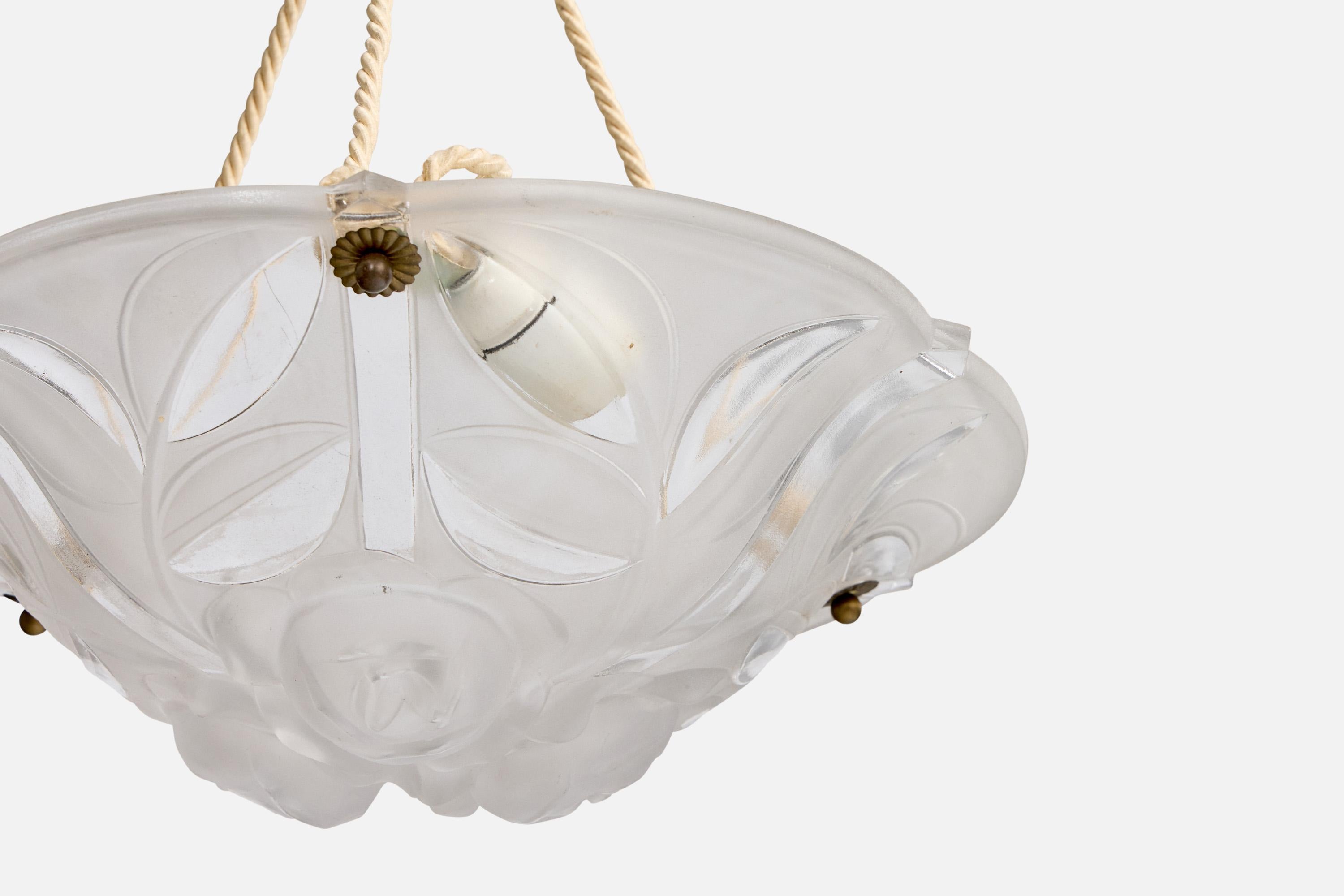 Ottone Designer francese, lampada a sospensione, vetro, corda, ottone, Francia, anni '30 in vendita
