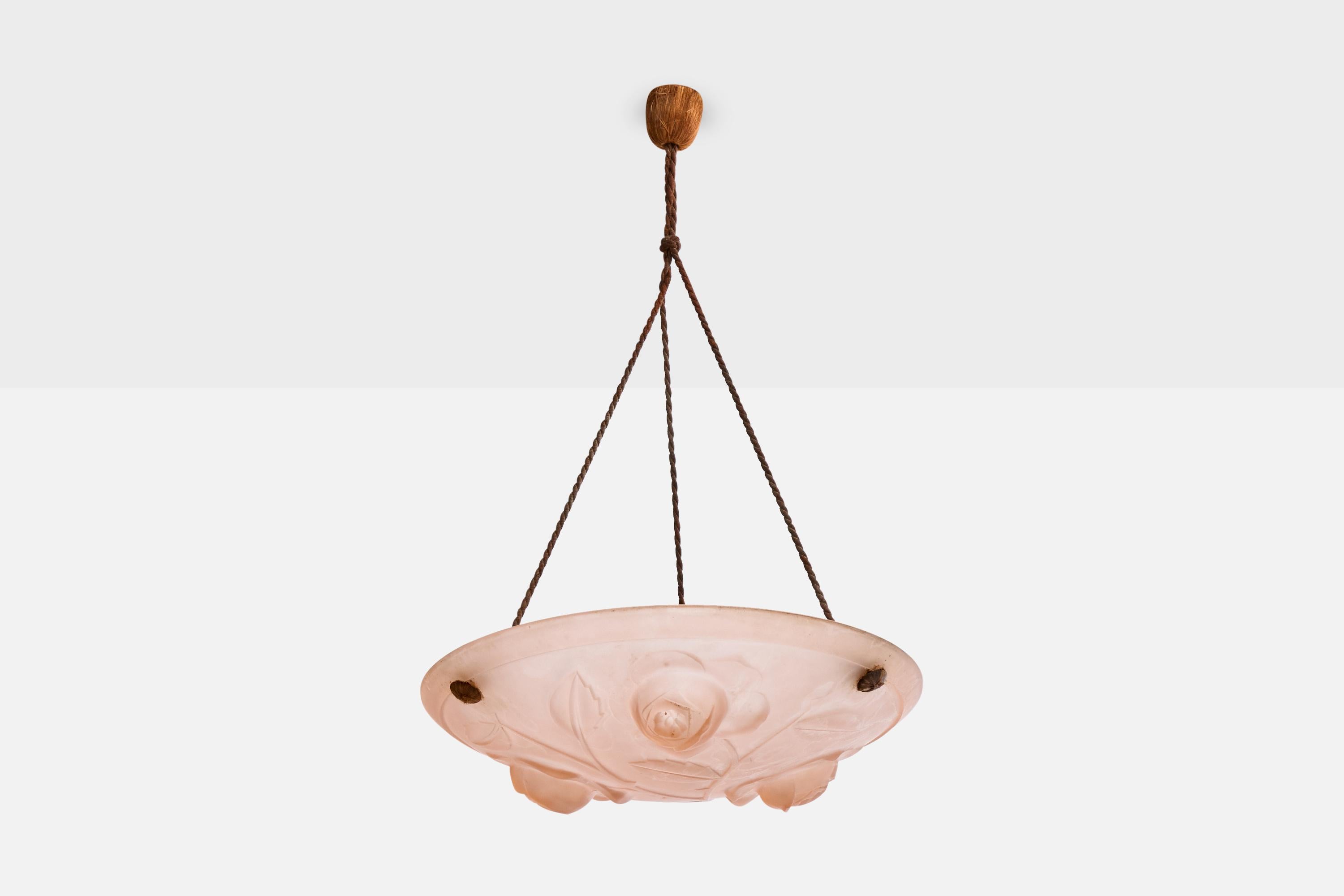 Lampada a sospensione in vetro rosa e corda marrone progettata e prodotta in Francia, anni '30 circa.

Usura coerente con l'età e l'uso

Dimensioni complessive (pollici): 23