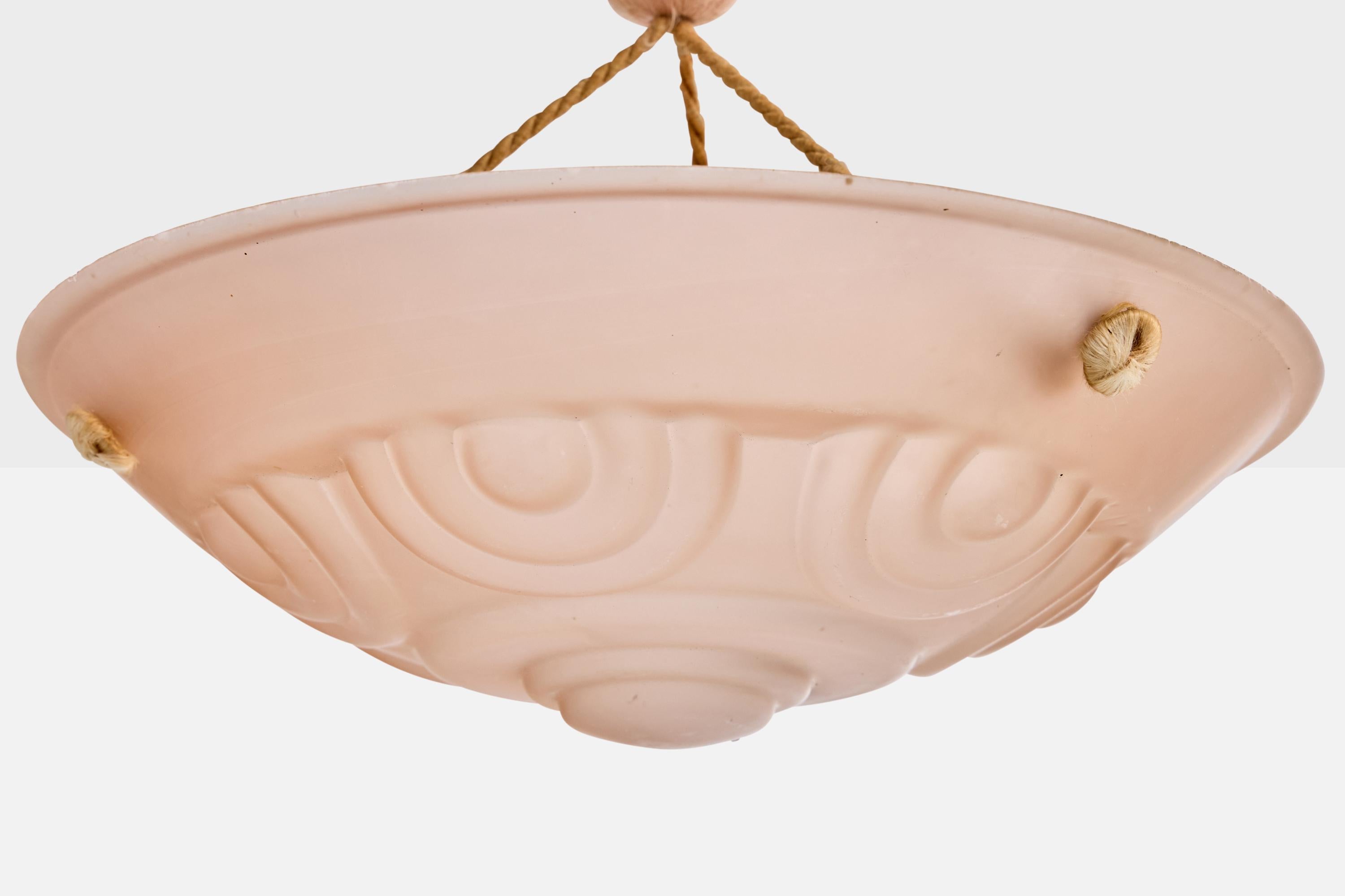Designer francese, lampada a sospensione, vetro, corda, Francia, anni '1940 In condizioni buone in vendita a High Point, NC