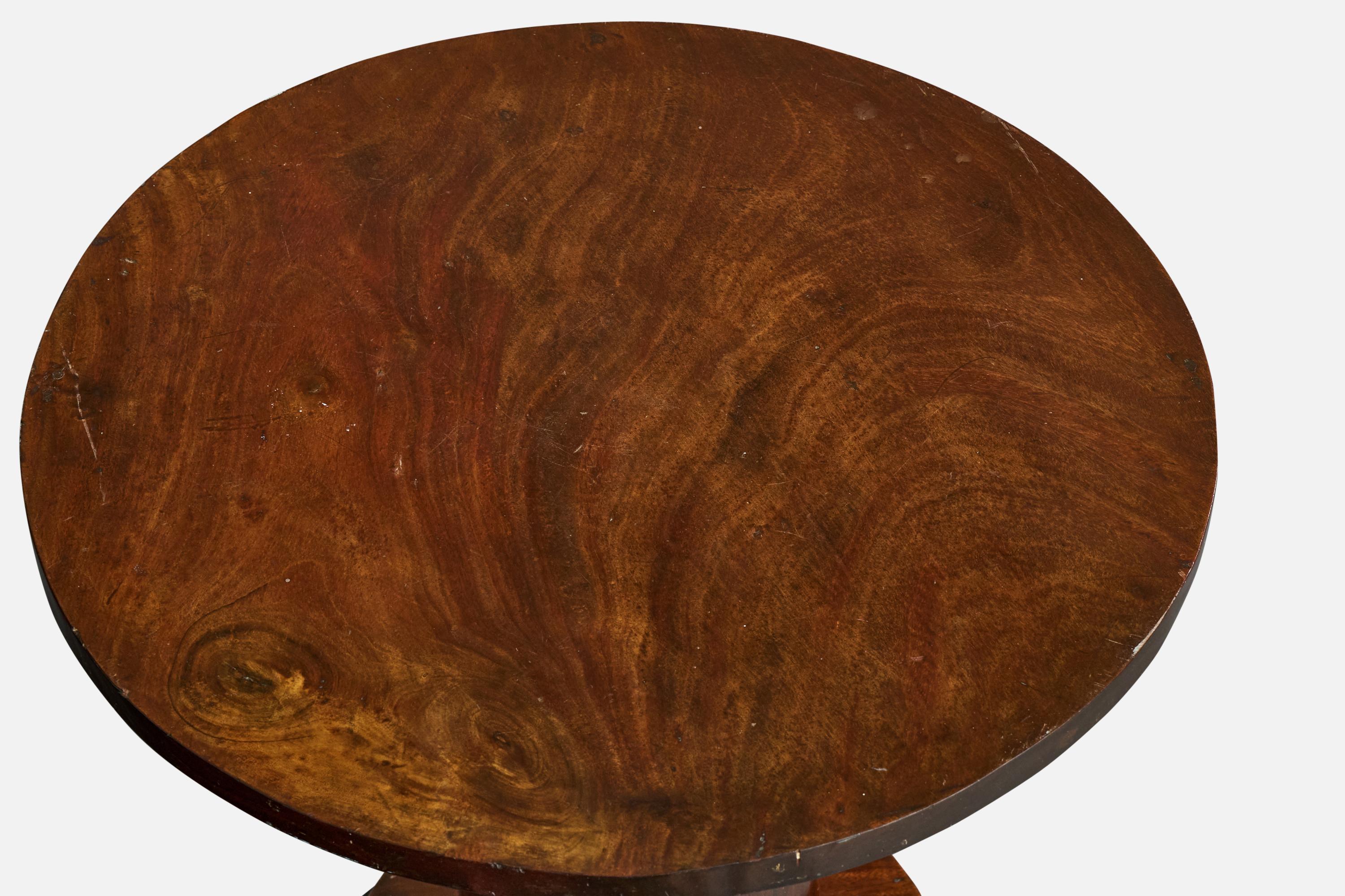 Mid-20th Century French Designer, Side Table, Walnut, France, 1930s For Sale