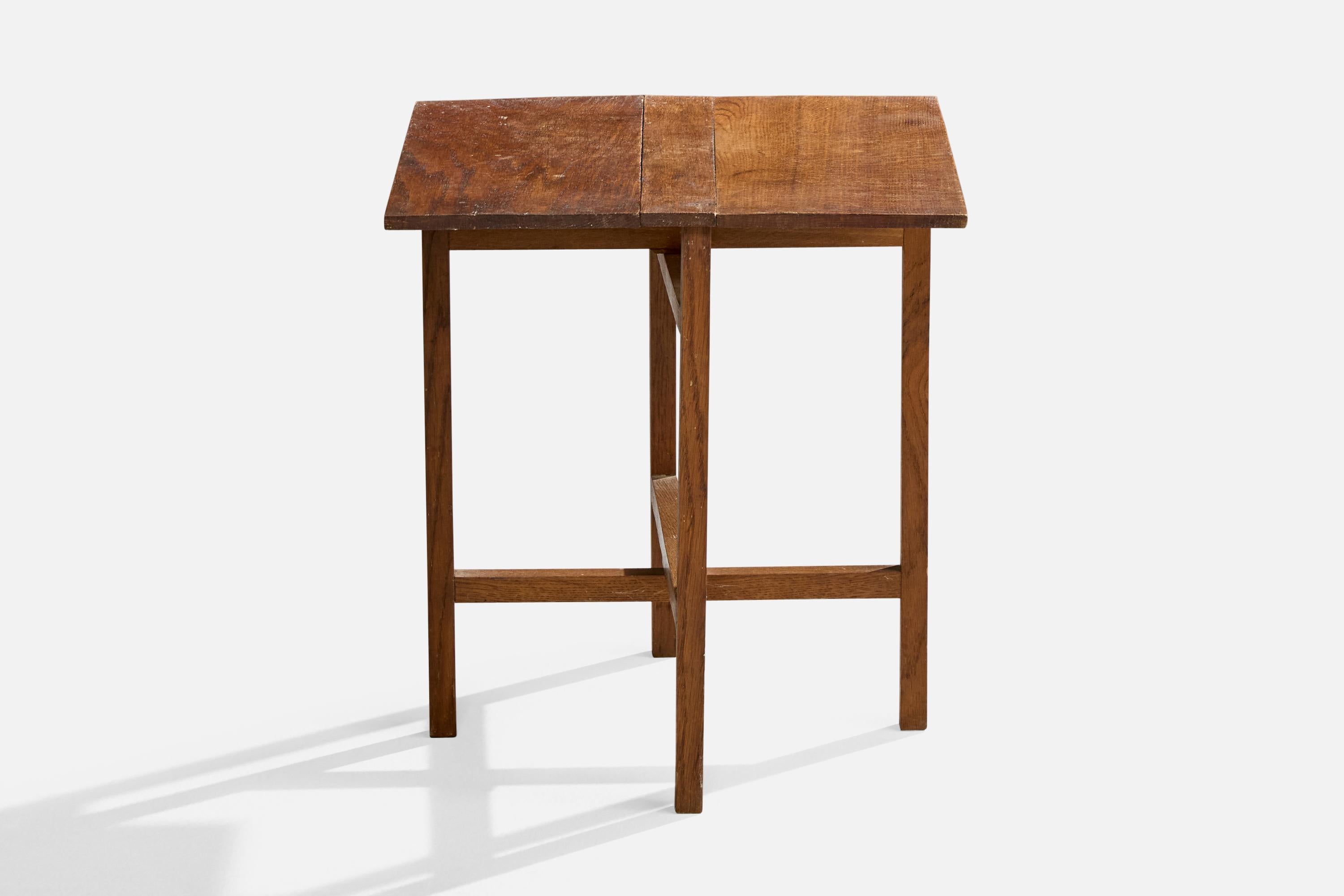 Mid-20th Century French Designer, Side Tables, Oak, France, 1950s For Sale