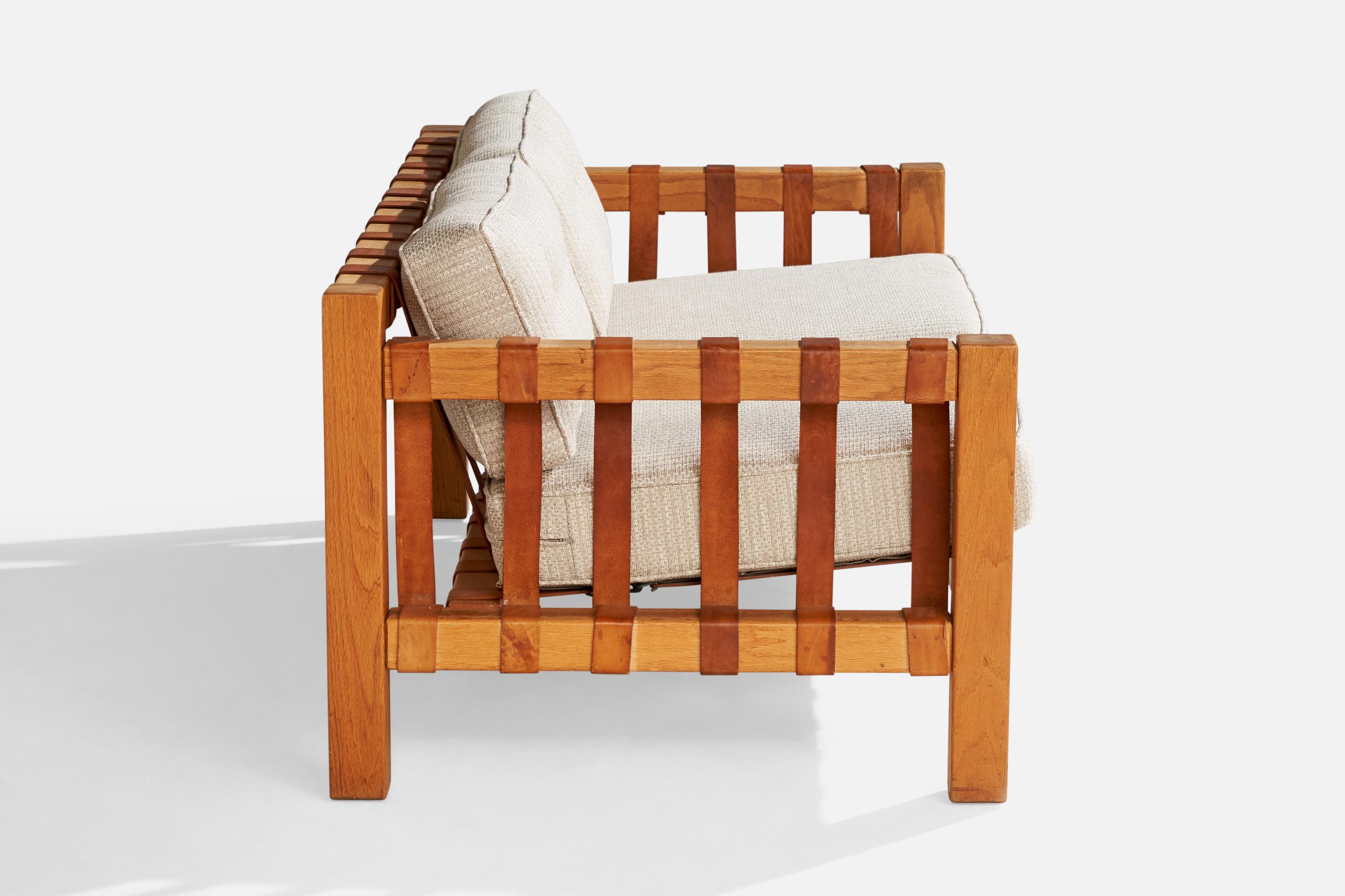 Designer français, Canapé, chêne, cuir, tissu, France, 1970 en vente 5