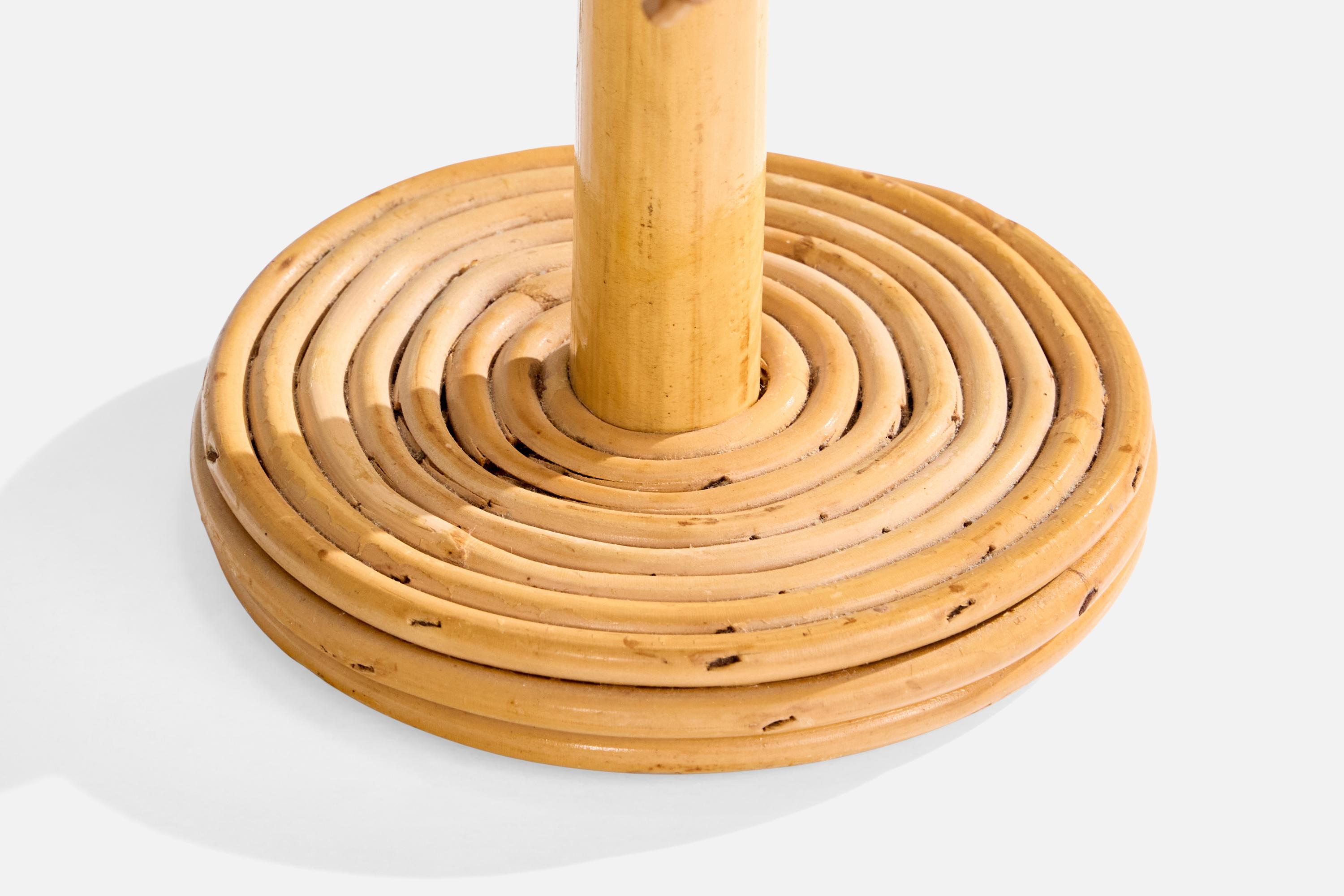 Tessuto Lampada da tavolo di design francese, bambù, rattan, tessuto, Francia, anni '70 in vendita