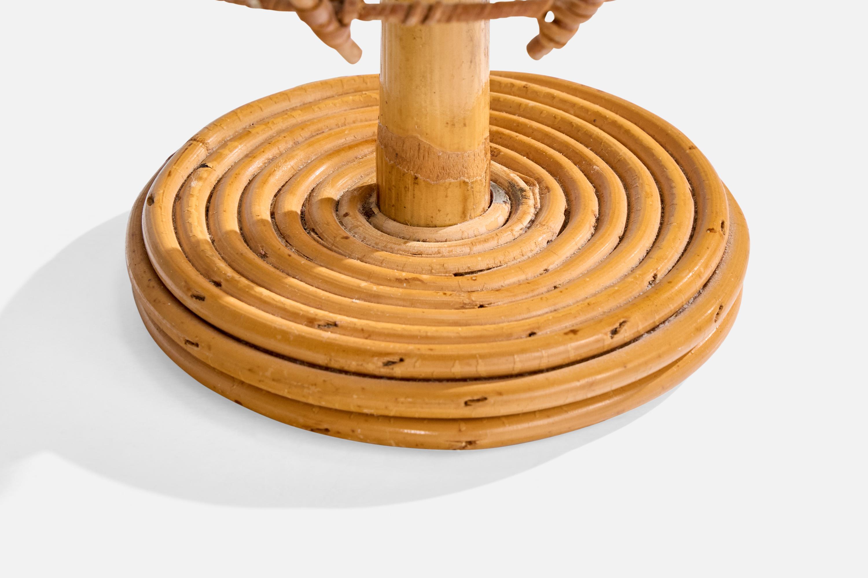 Tessuto Lampada da tavolo di design francese, bambù, rattan, tessuto, Francia, anni '70 in vendita