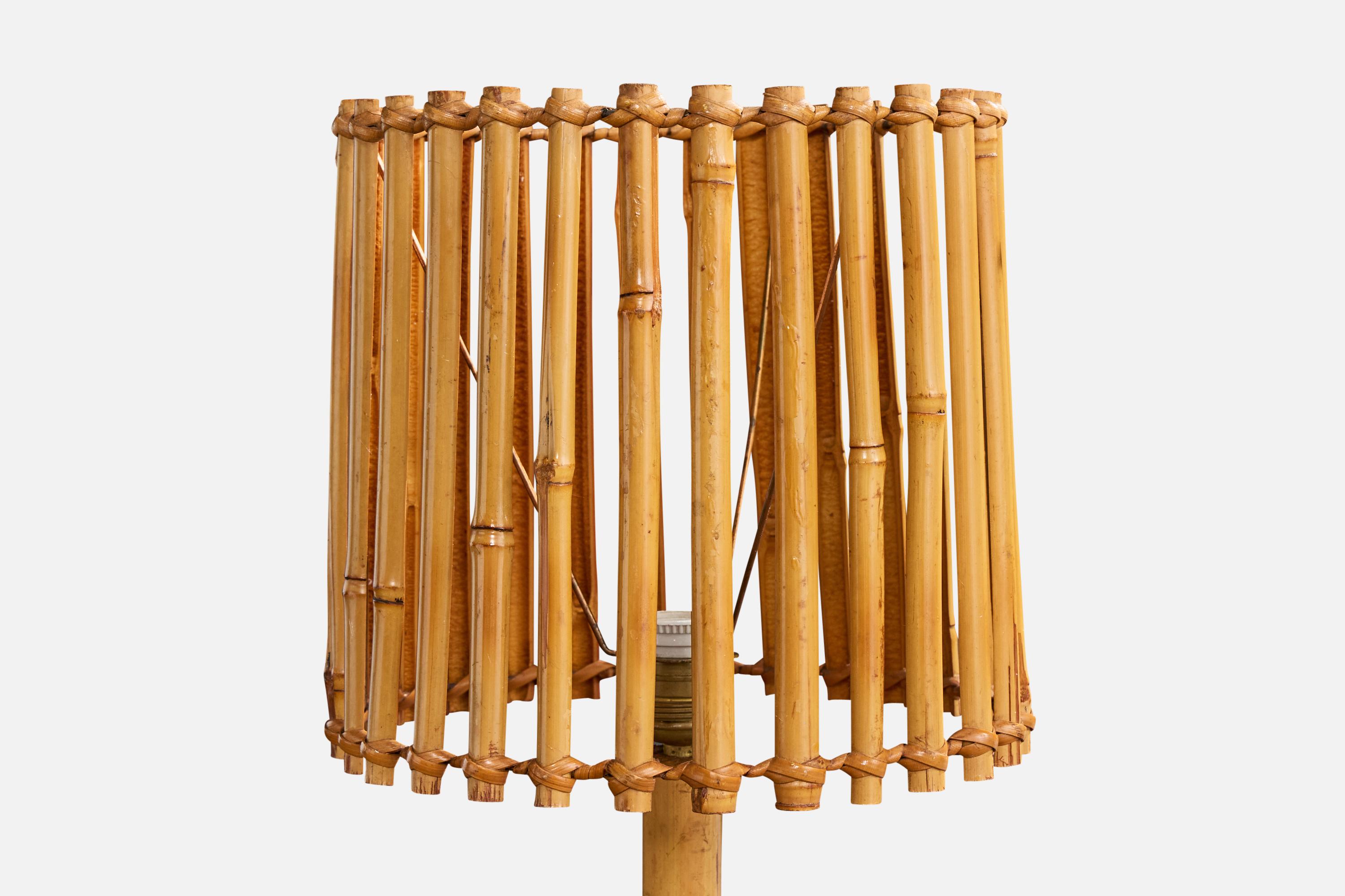 Francese Lampada da tavolo di design francese, bambù, rattan, Francia, anni '60 in vendita