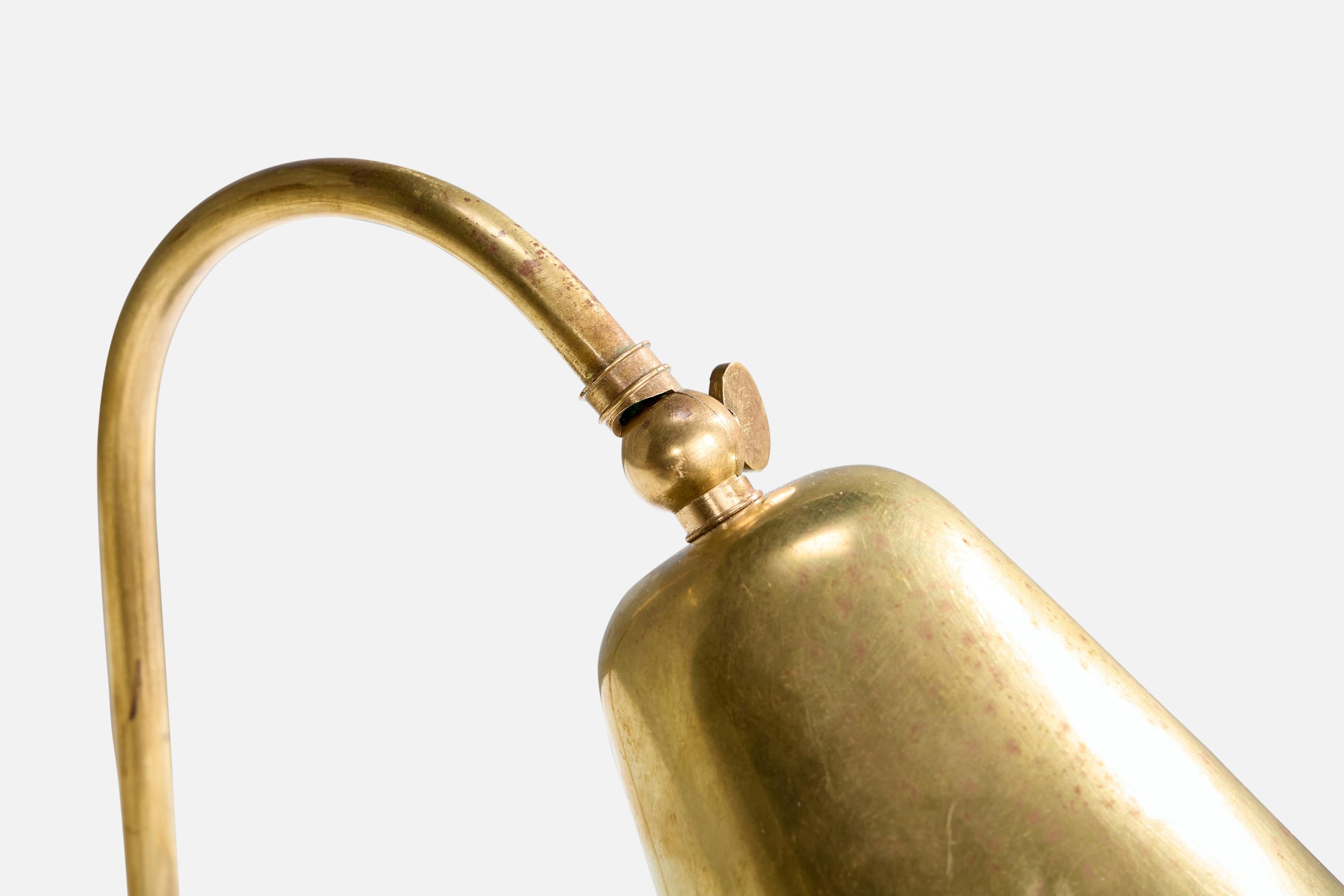 Französischer Designer, Tischlampe, Messing, Acryl, Frankreich, 1950er Jahre im Angebot 1