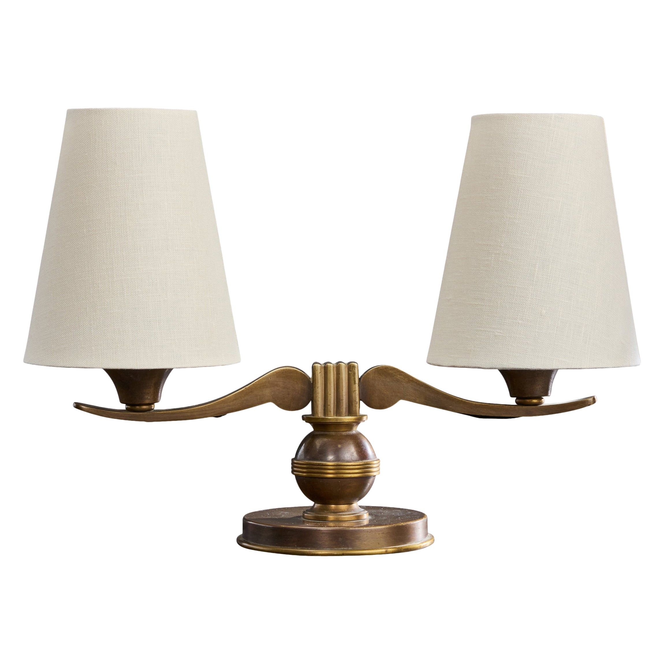 Designer français, lampe de bureau, laiton, tissu, France, années 1940
