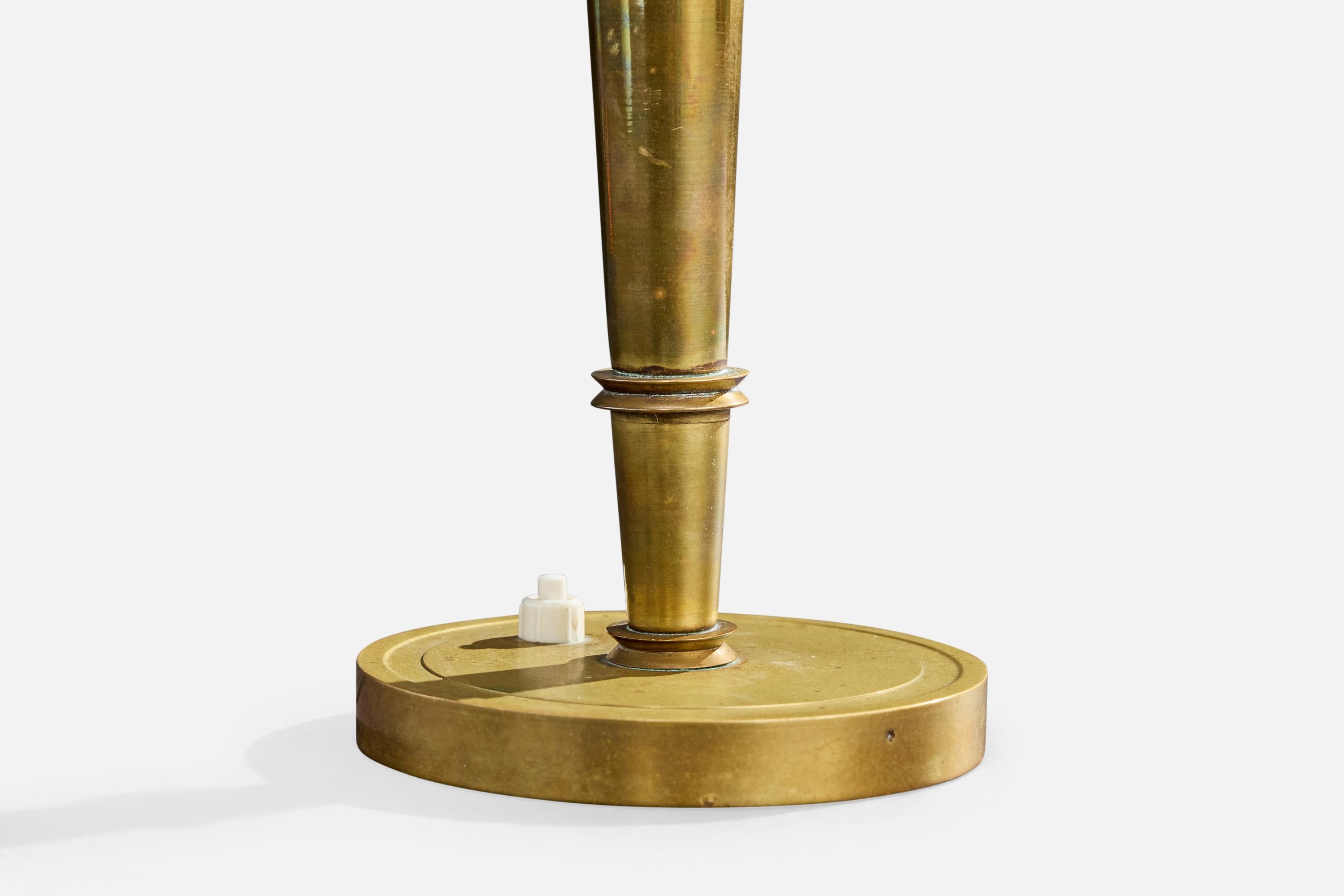 Französischer Designer, Tischlampe, Messing, Frankreich, 1940er Jahre im Angebot 1