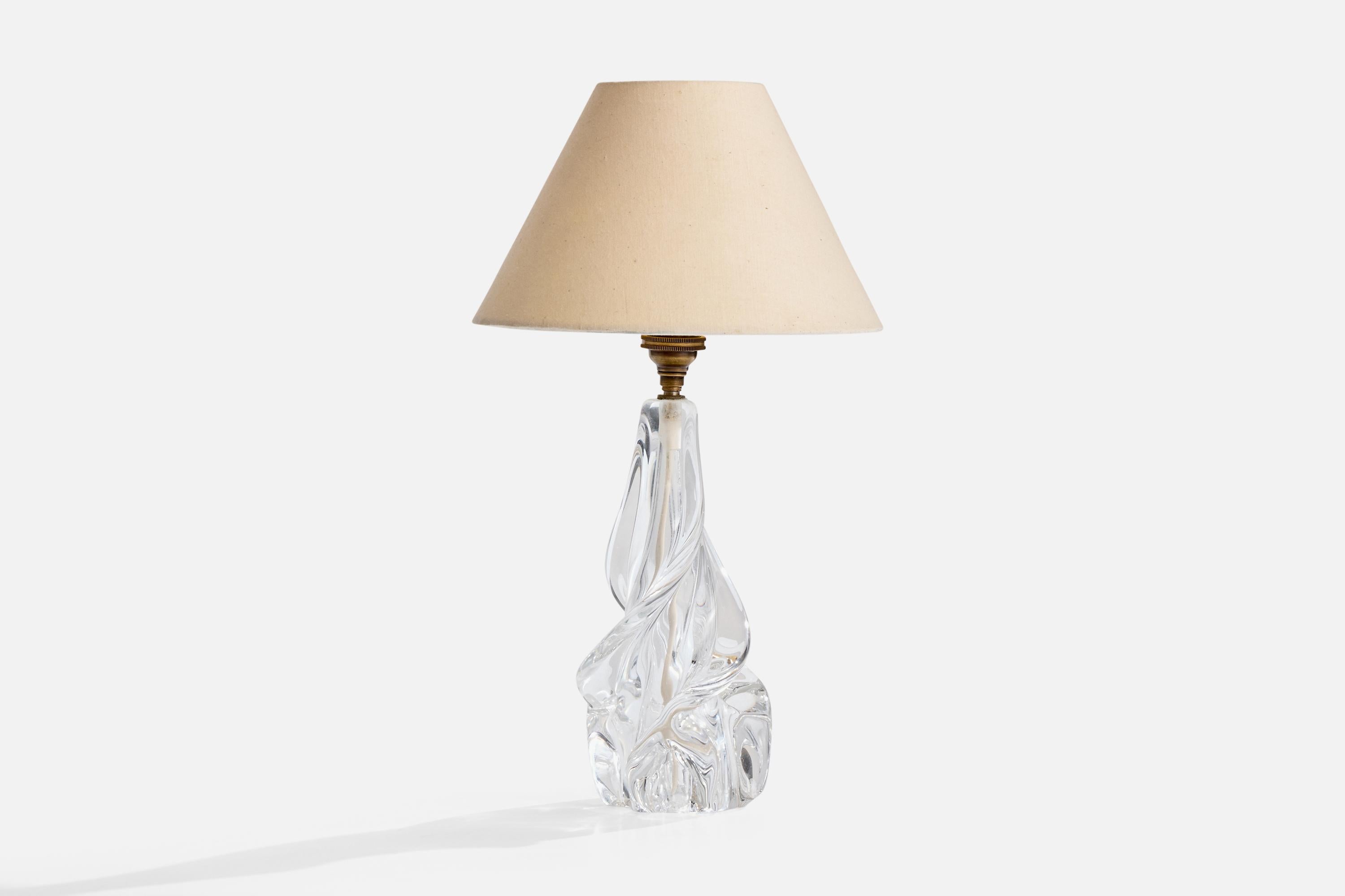 A glass and brass table lamp designed and produced in France, c. 1950s.

Overall Dimensions (inches): 10.25