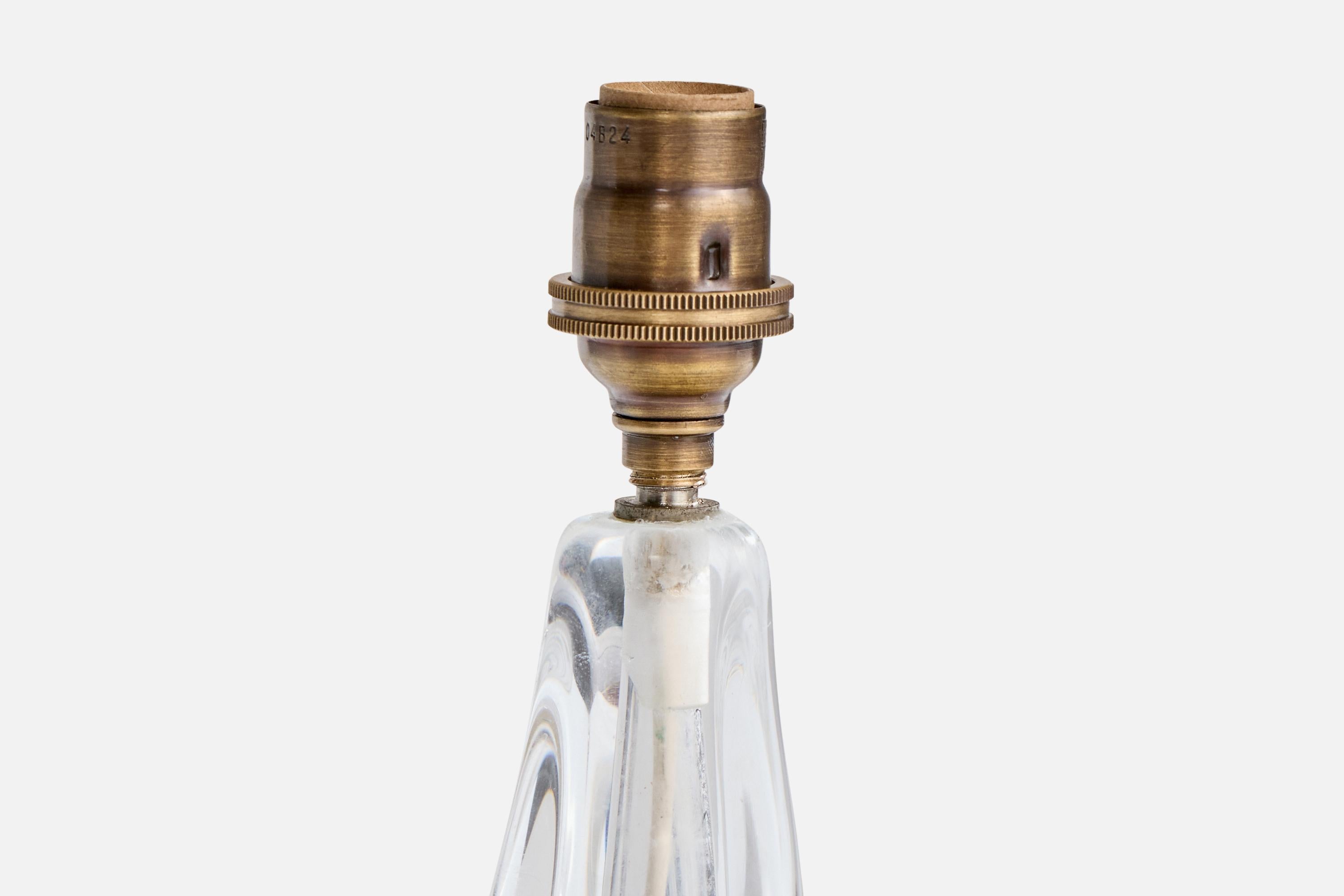 French Designer, Table Lamp, Brass, France, 1950s For Sale 2