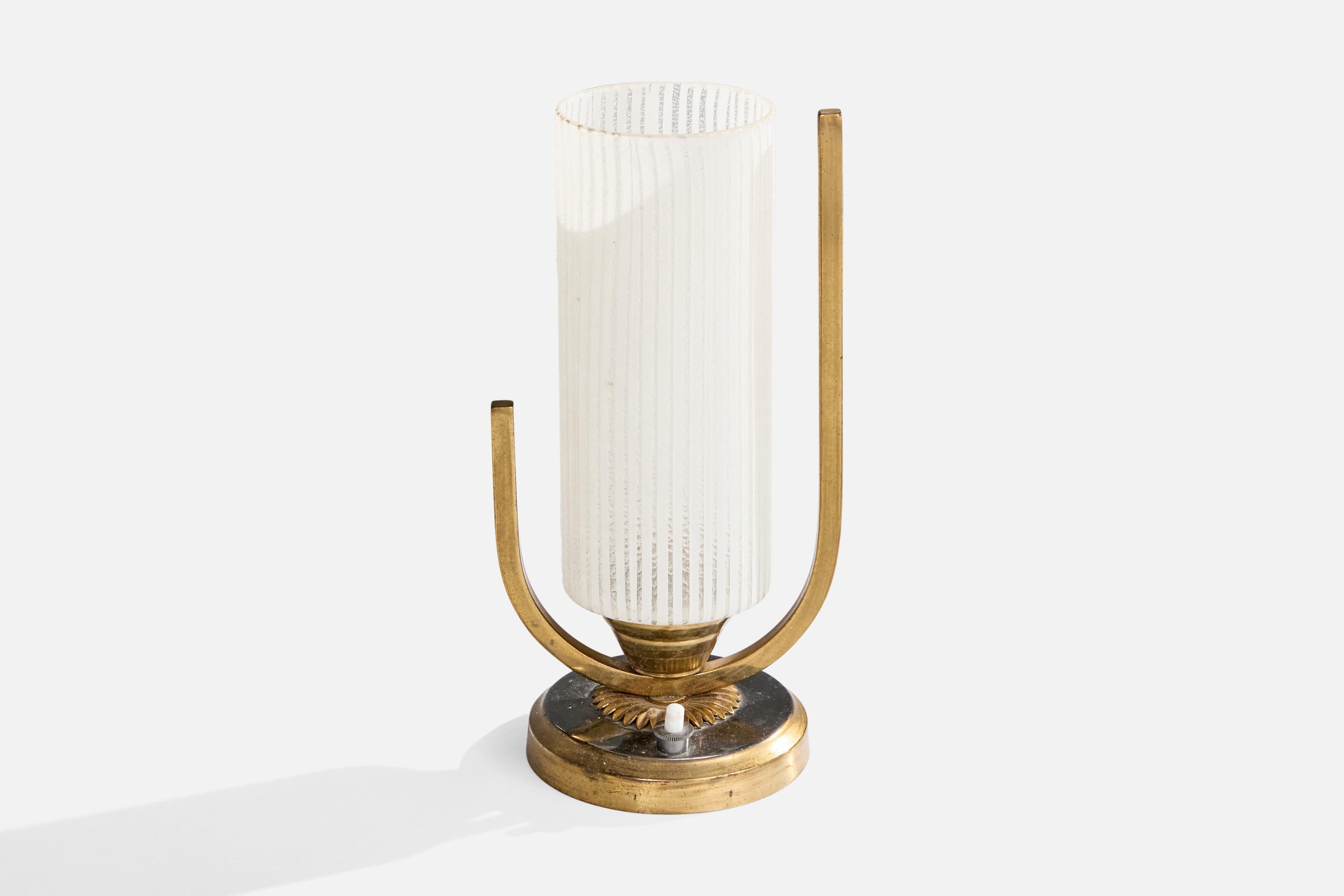 Mid-Century moderno Lampada da tavolo di design francese, ottone, vetro, Francia, anni '1950 in vendita
