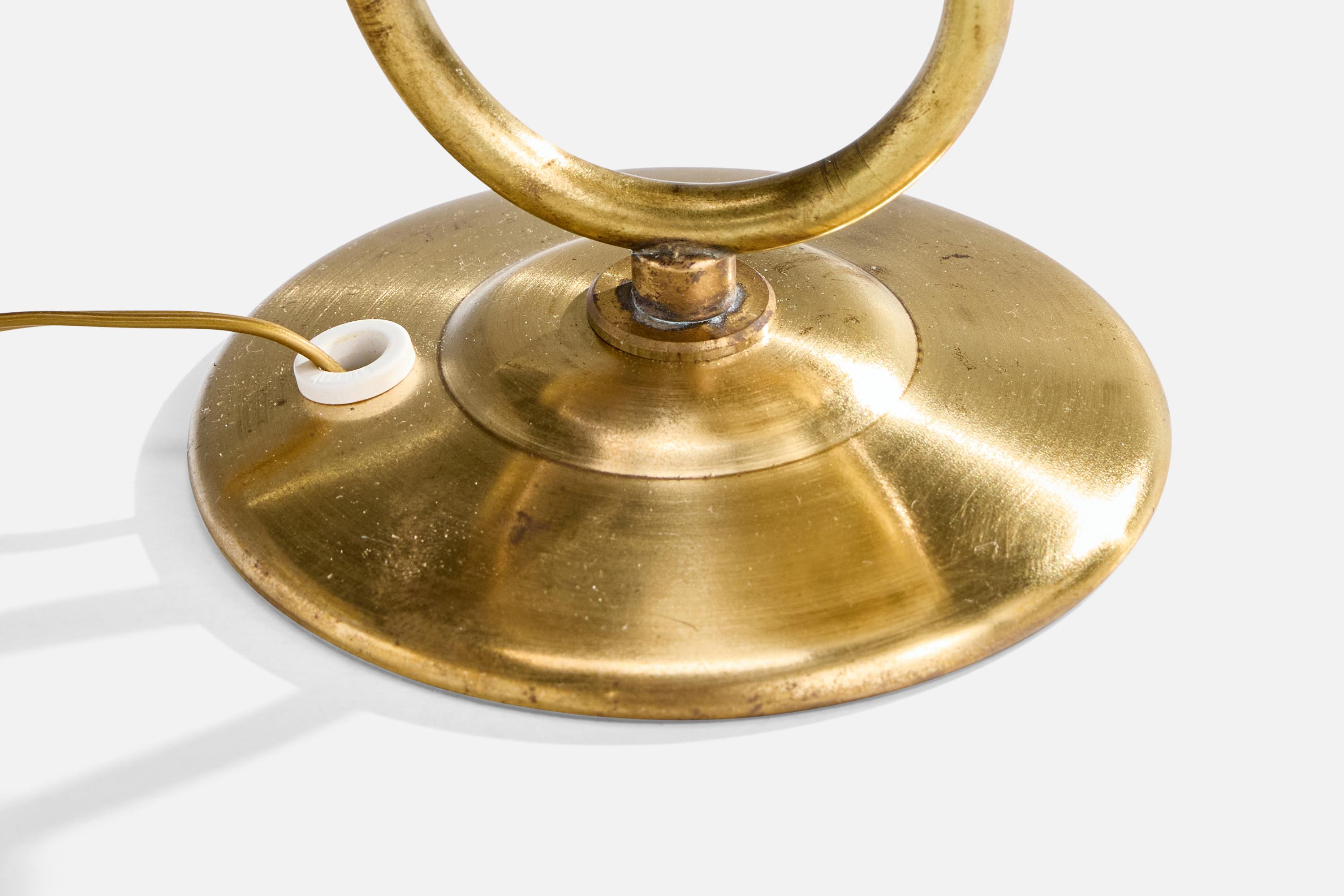 Milieu du XXe siècle Designer français, lampe de bureau, laiton, verre, France, années 1950 en vente