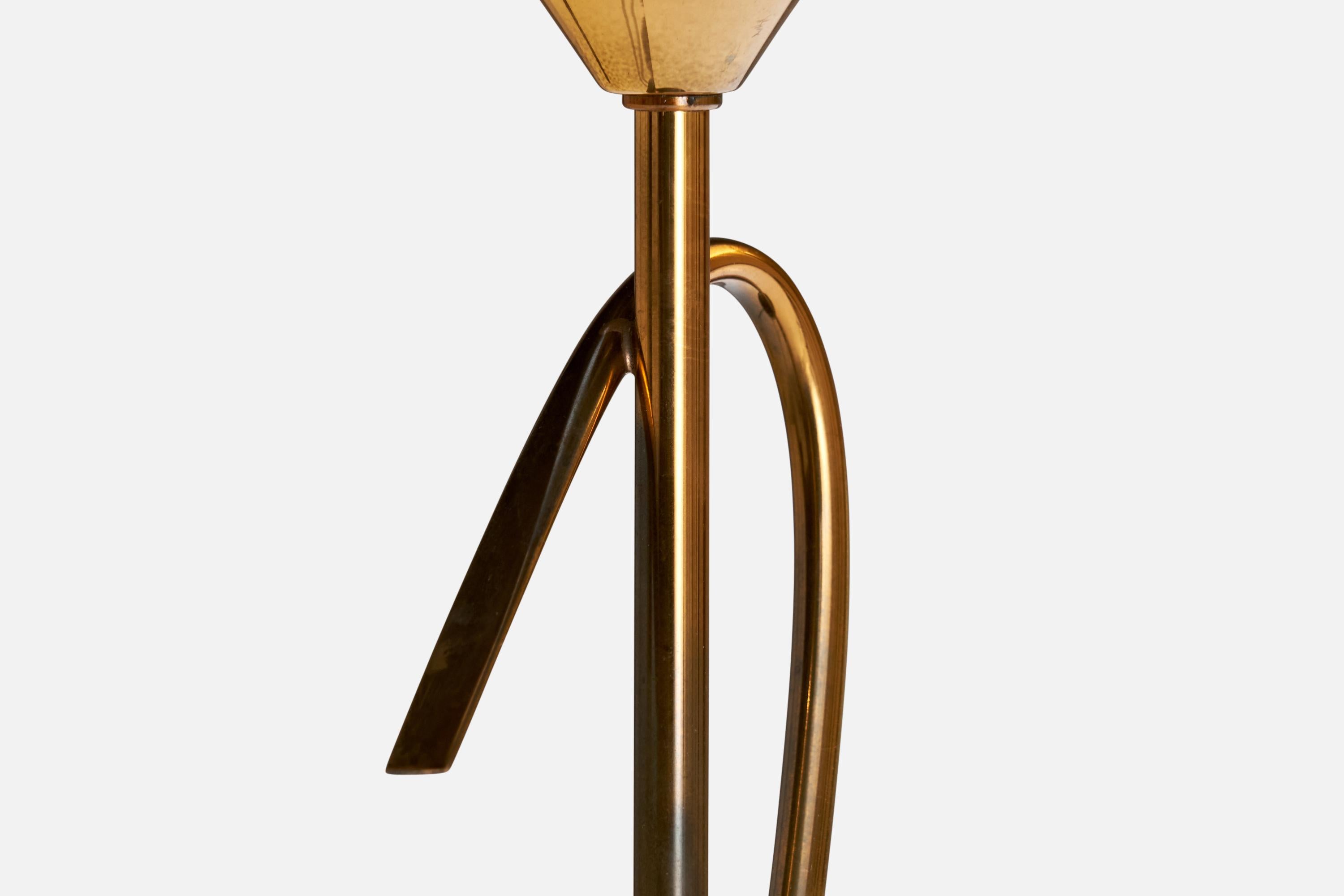 French Designer, Table Lamp, Brass, Metal, Fabric, France, 1950s For Sale 8