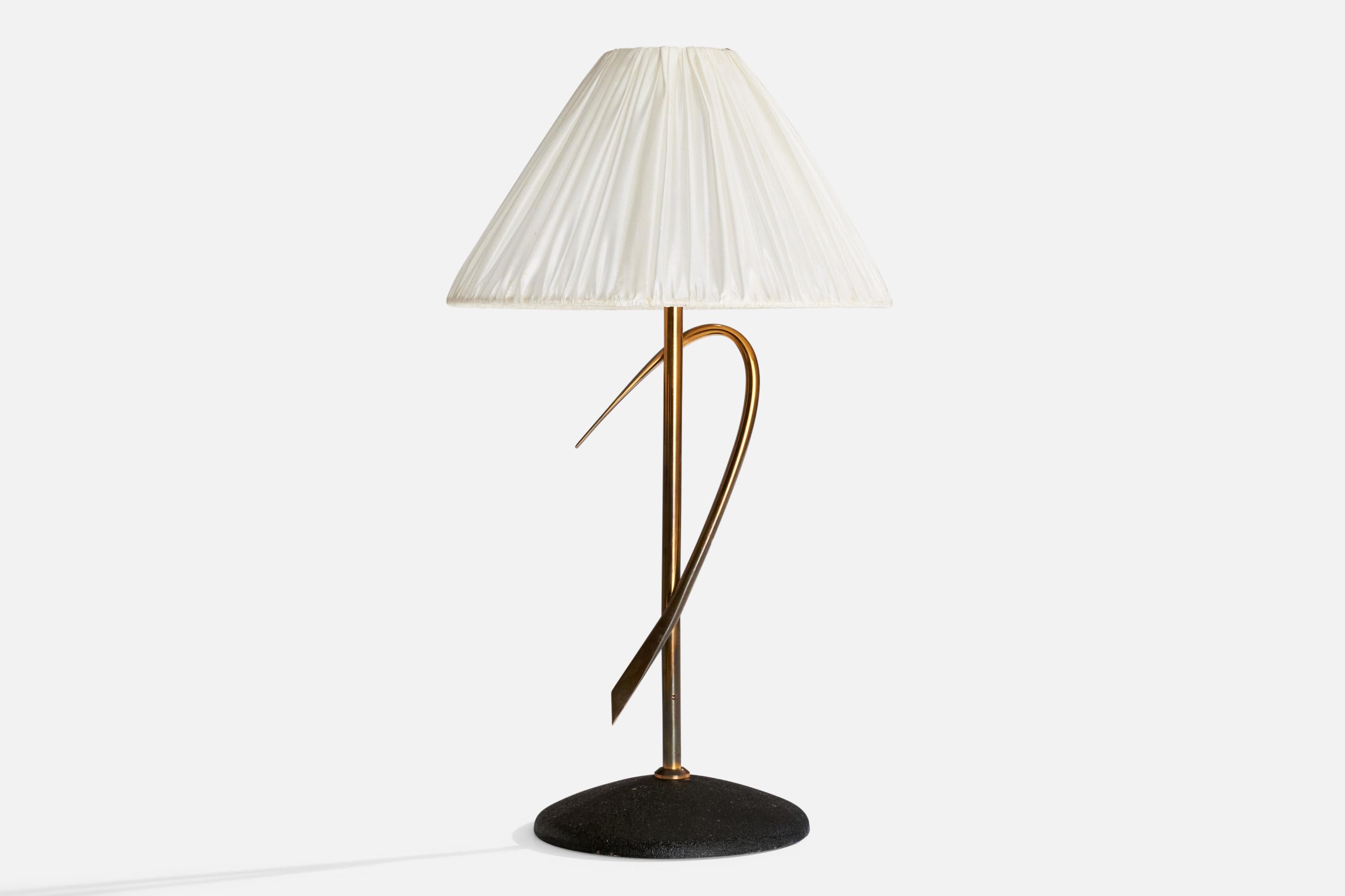 A brass, black-lacquered metal and white fabric table lamp designed and produced in France, c. 1950s.

Dimensions of Lamp with Shade (inches): 17“ H x 9.5“ Diameter

Bulb Specifications: E-12

Number of Sockets (per fixture): 1

Sold with