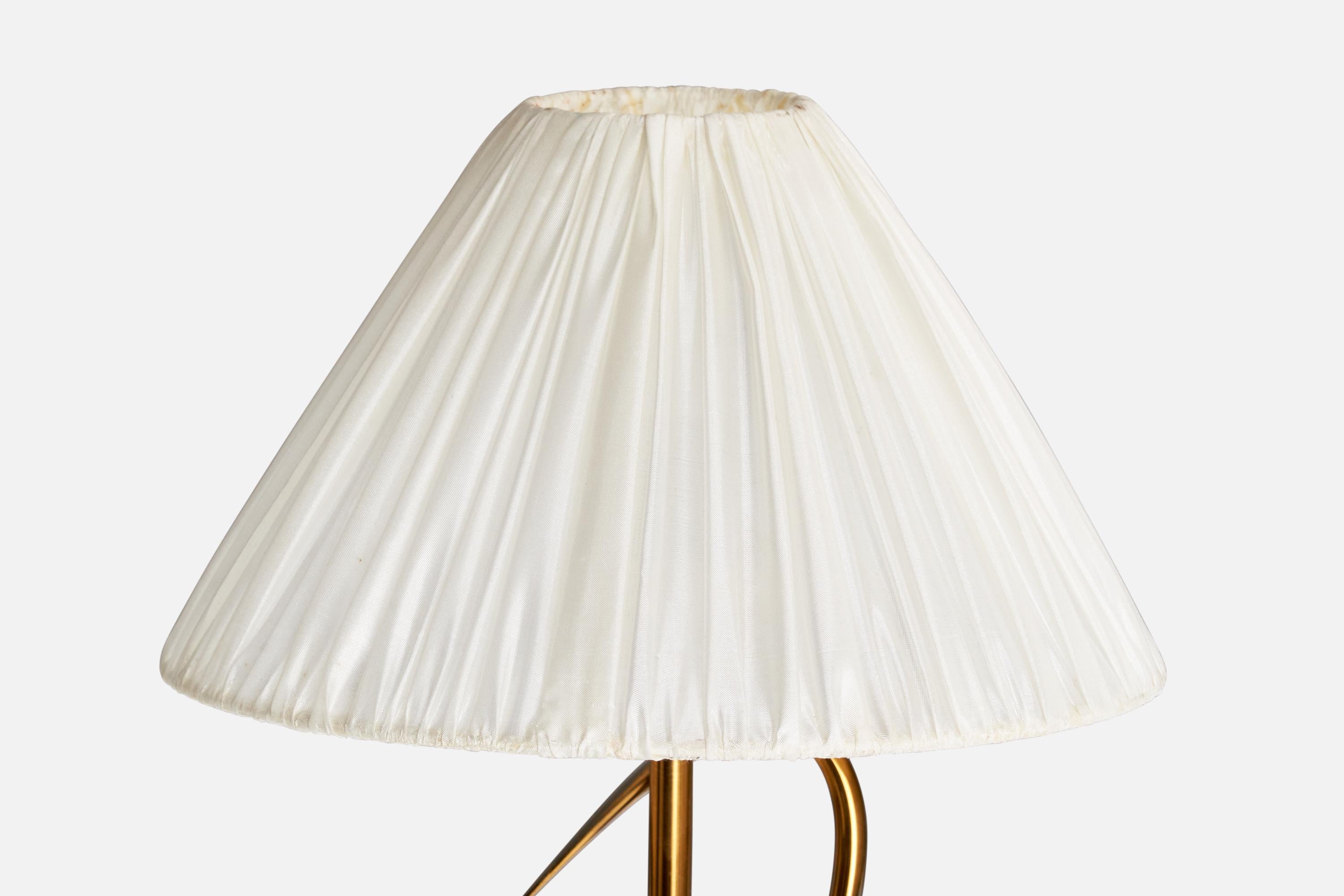 French Designer, Table Lamp, Brass, Metal, Fabric, France, 1950s For Sale 3