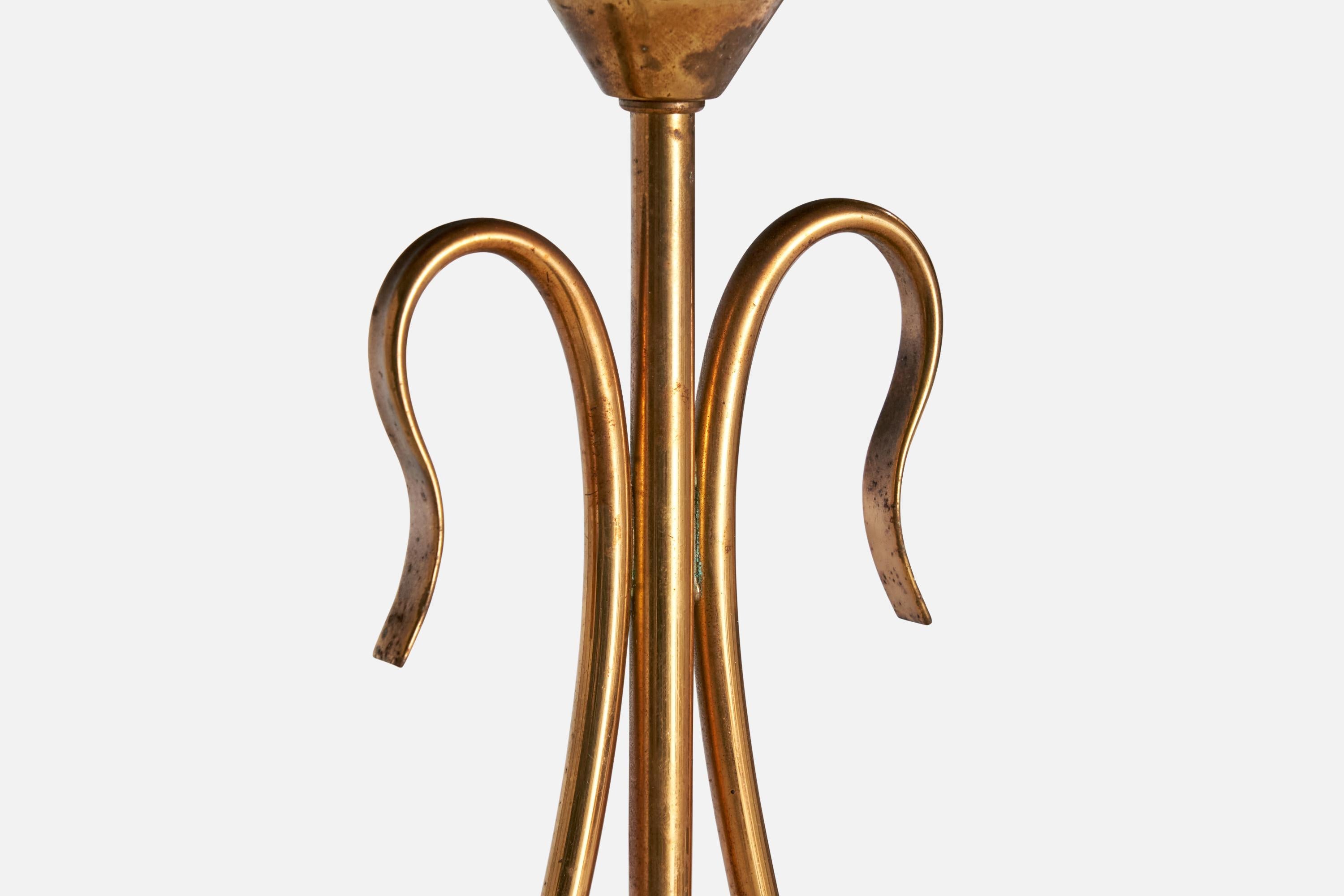 French Designer, Table Lamp, Brass, Metal, France, 1950s For Sale 1
