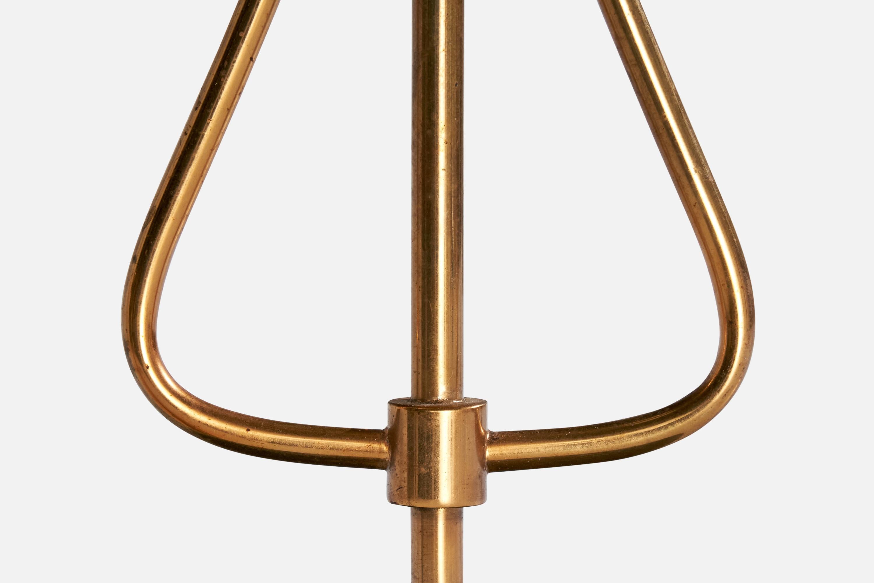 French Designer, Table Lamp, Brass, Metal, France, 1950s For Sale 2