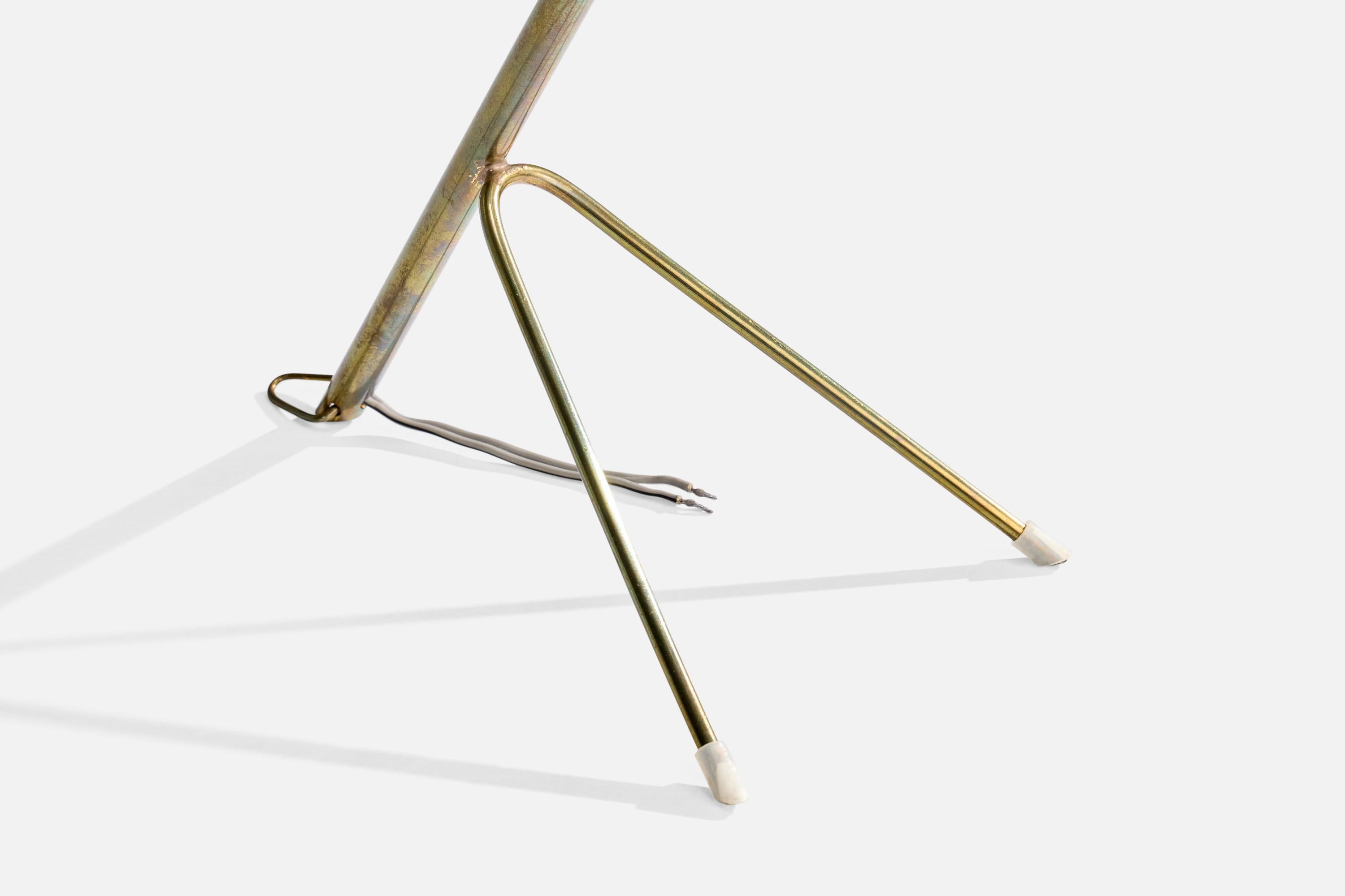 Metallo Lampada da tavolo di design francese, ottone, metallo, Francia, anni '50 in vendita