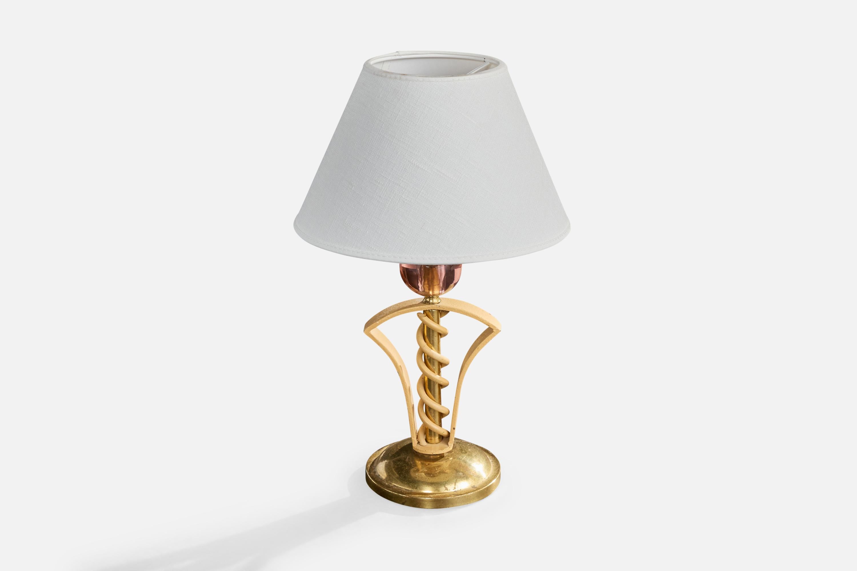 Mid-Century Modern Lampe de table de designer français, laiton, métal, verre, France, années 1950 en vente