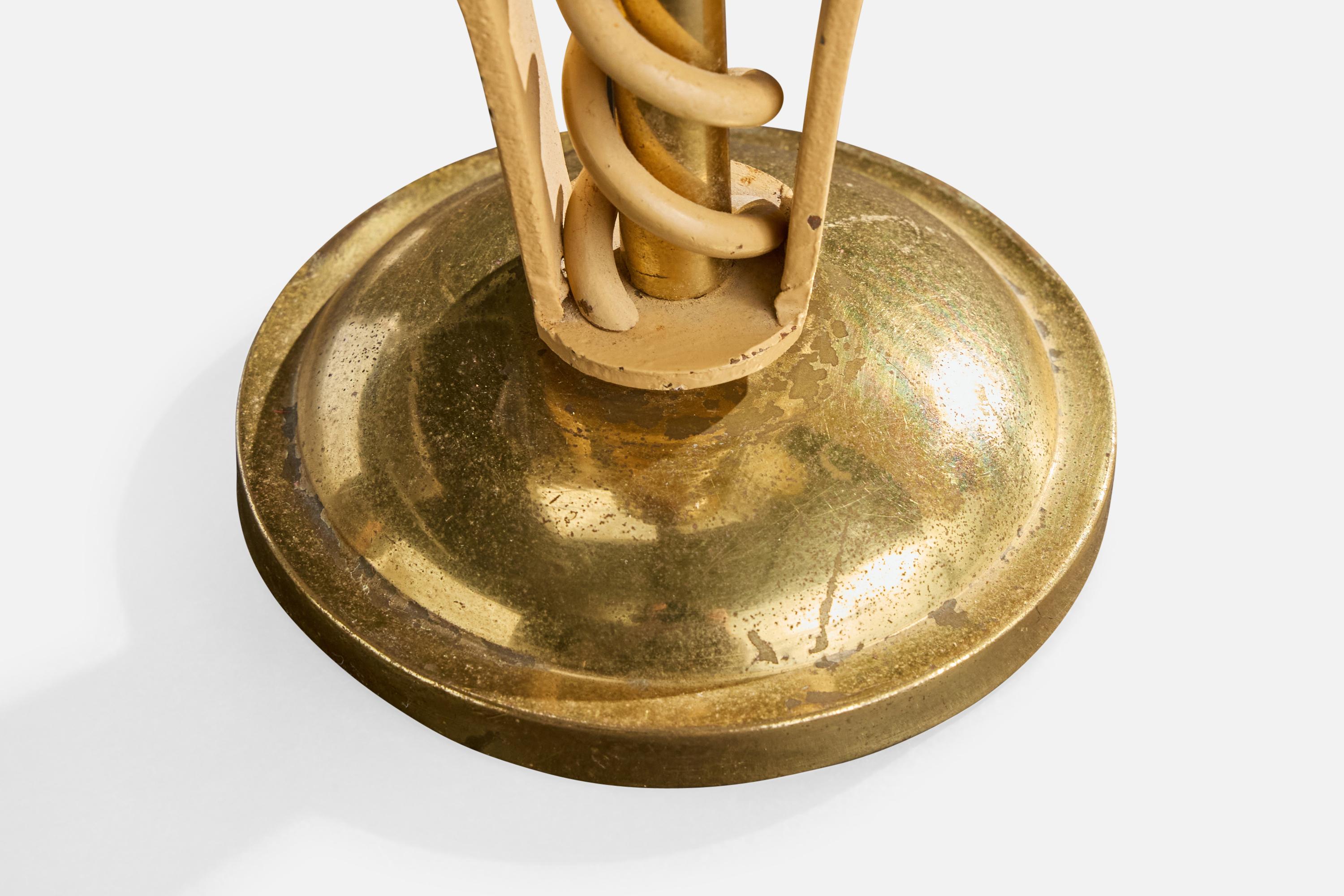 Métal Lampe de table de designer français, laiton, métal, verre, France, années 1950 en vente