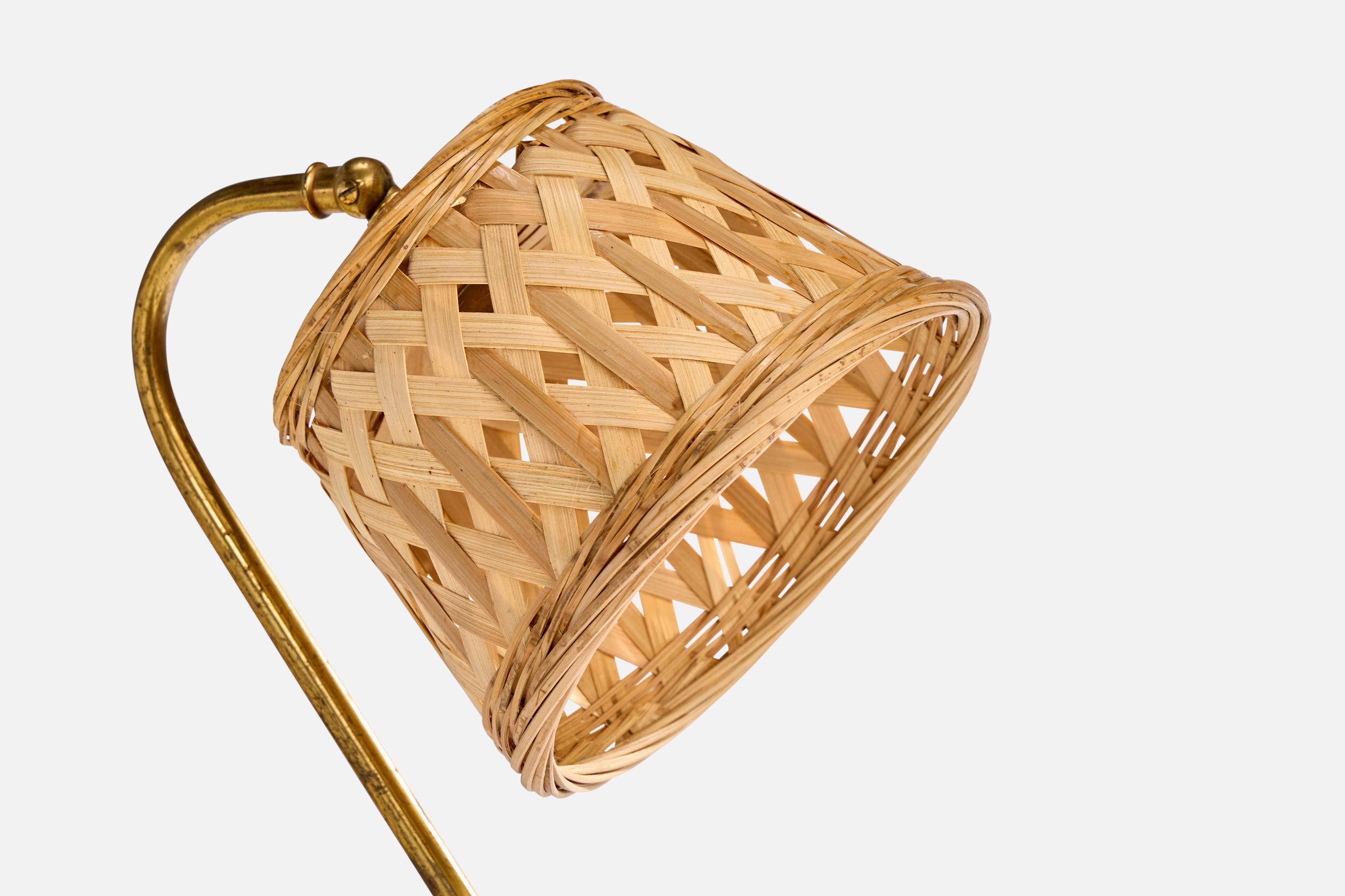 Französischer Designer, Tischlampe, Messing, Rattan, Frankreich, 1950er Jahre im Zustand „Gut“ im Angebot in High Point, NC