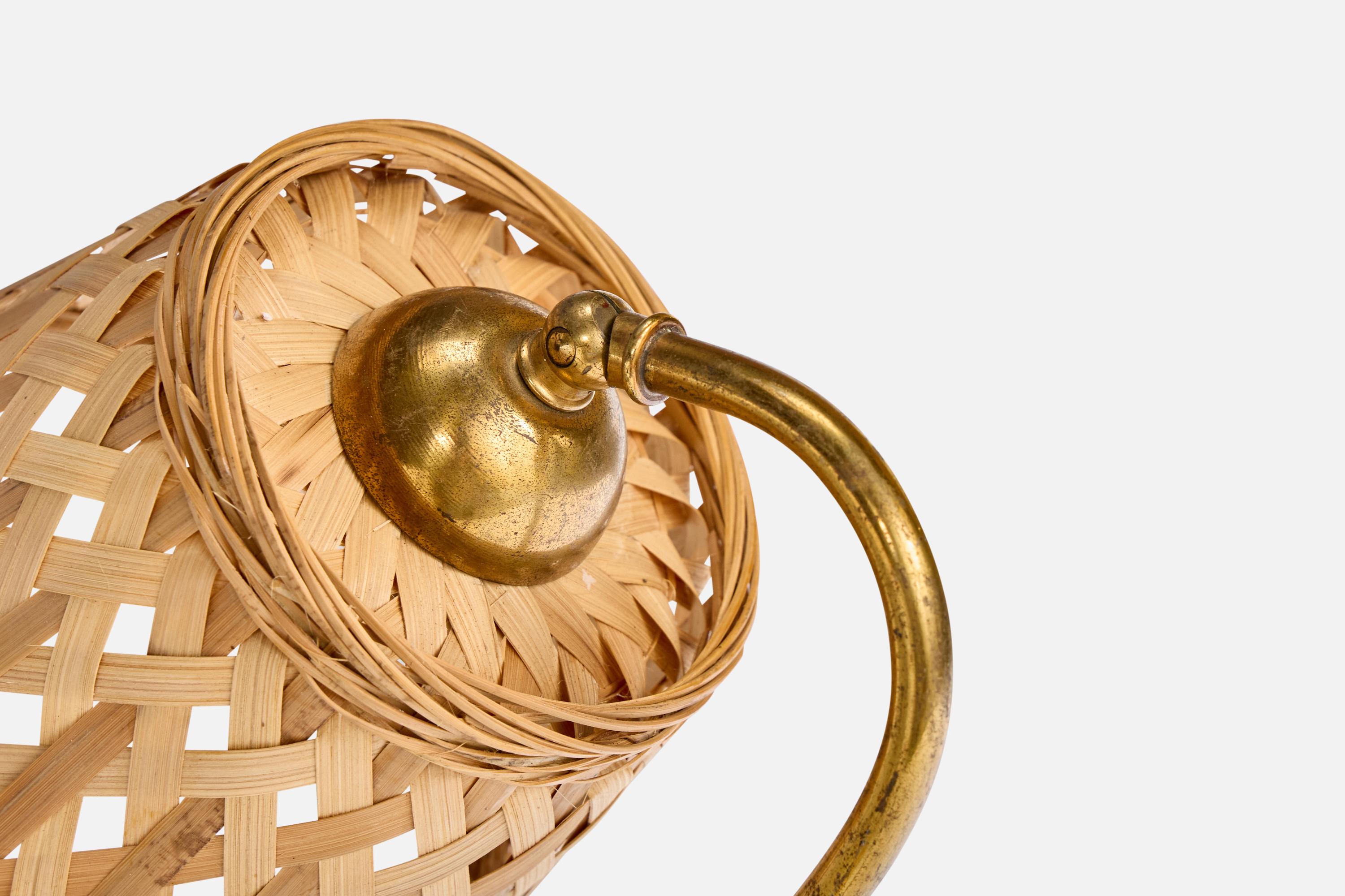 Französischer Designer, Tischlampe, Messing, Rattan, Frankreich, 1950er Jahre (Mitte des 20. Jahrhunderts) im Angebot